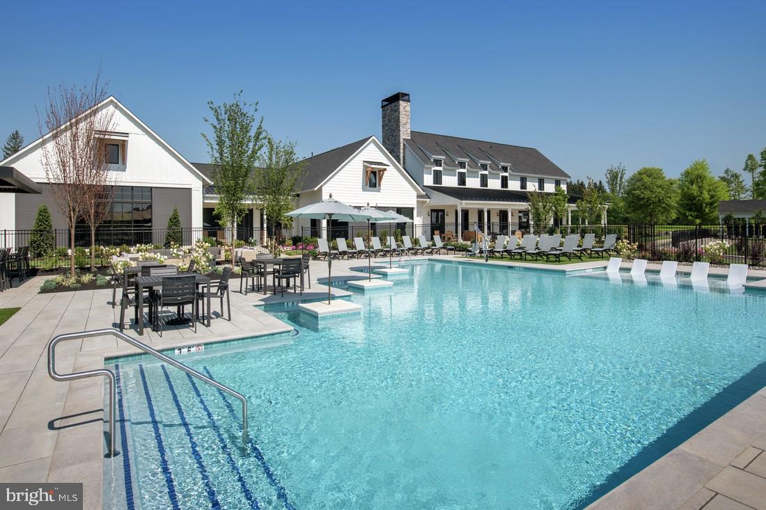 REGENCY AT WATERSIDE - Residential