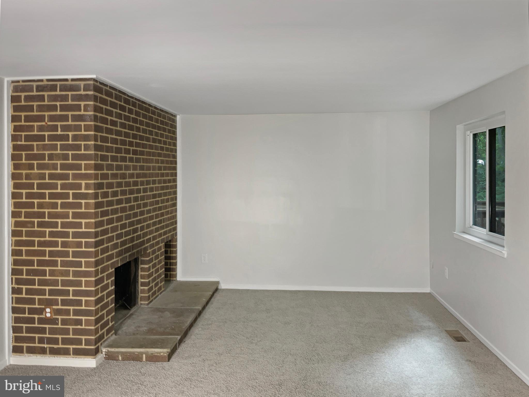 1700 TYVALE COURT