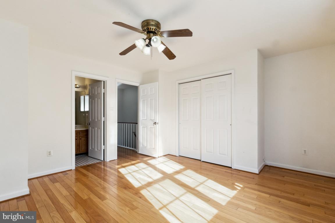 CHELSEA COURTS - Residential Lease