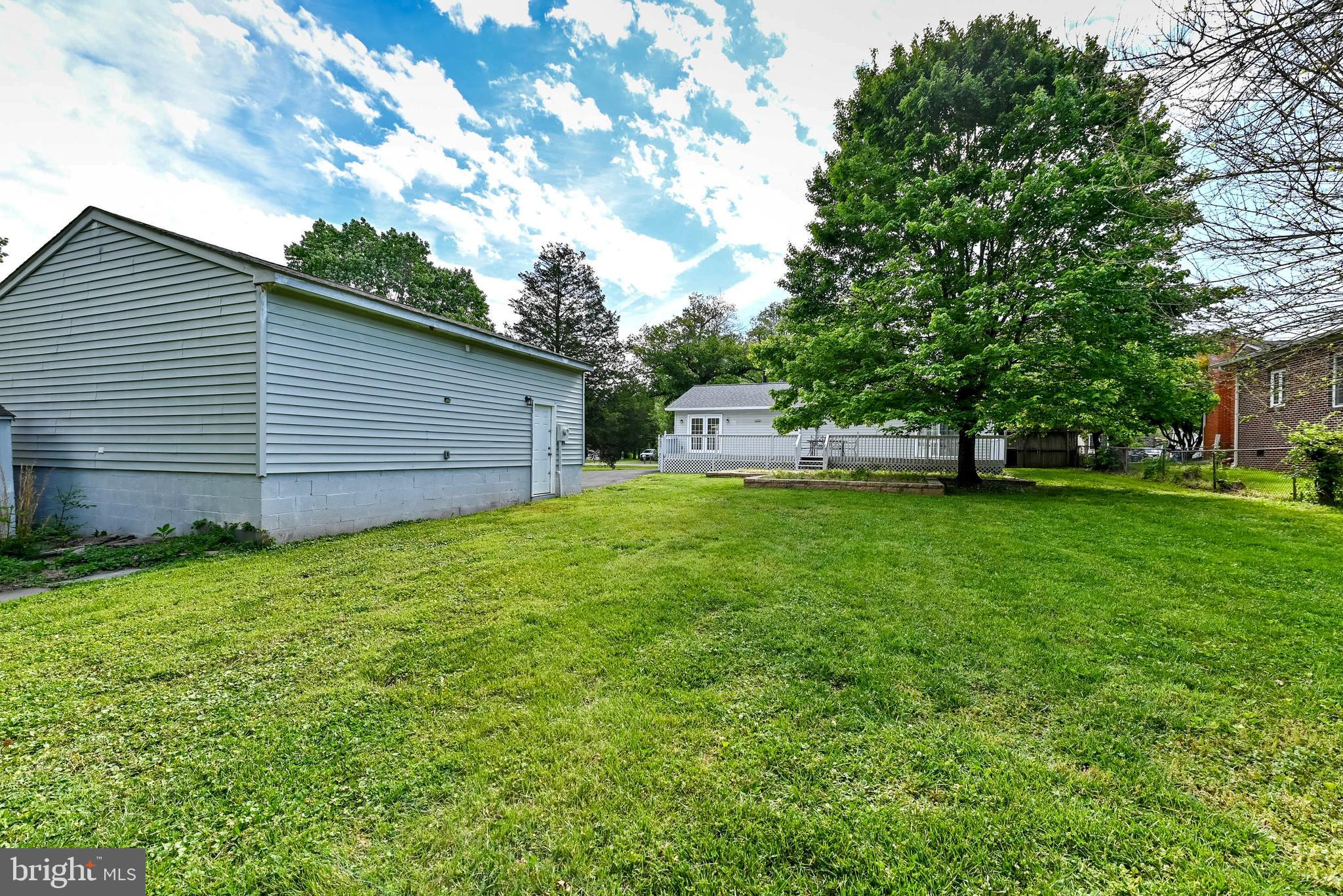 YORKSHIRE ACRES - Residential