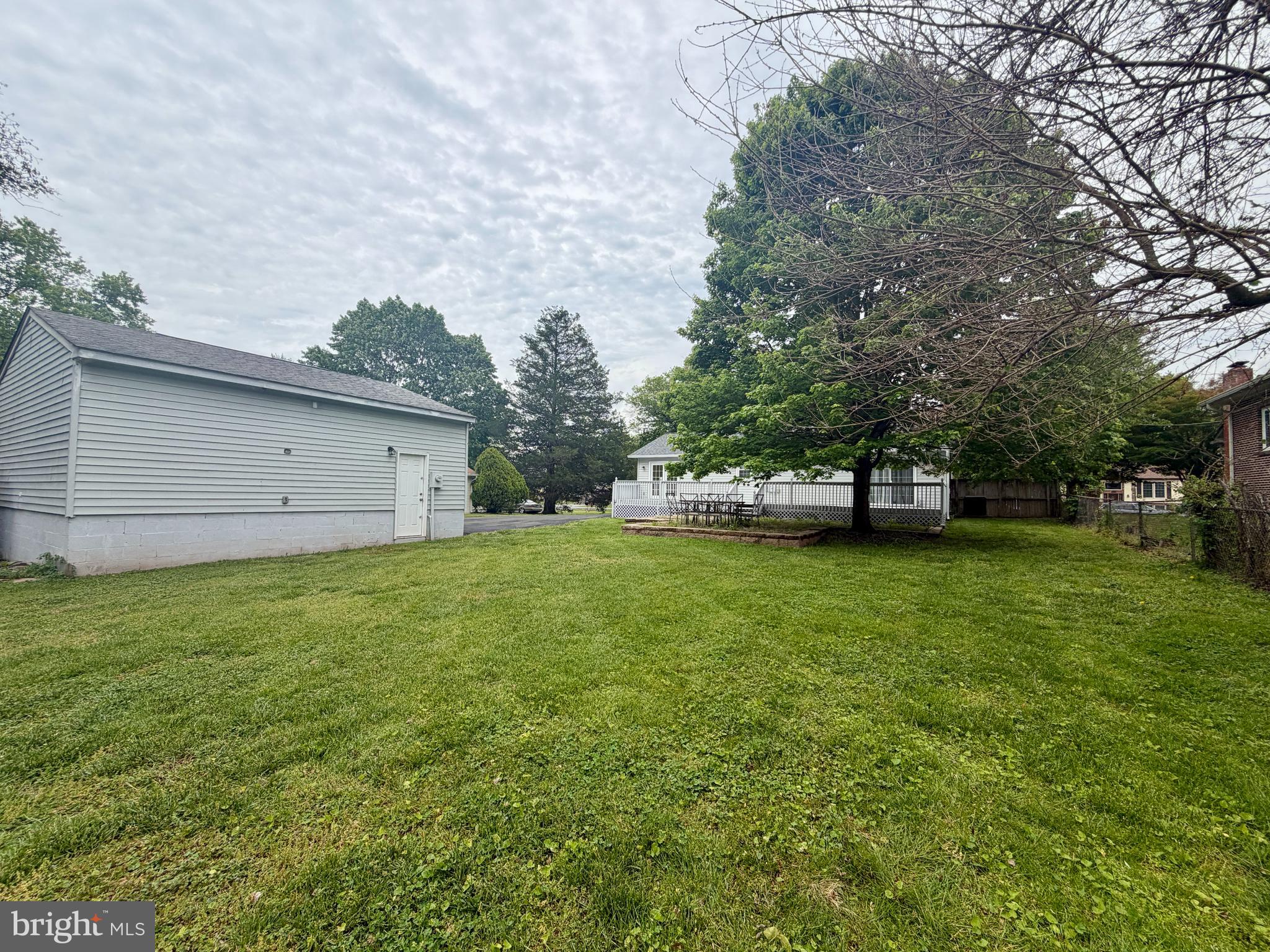 YORKSHIRE ACRES - Residential
