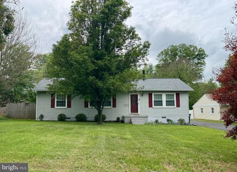 Photo of 7712 Pine Street, MANASSAS, VA 20111 (MLS # VAPW2119222)