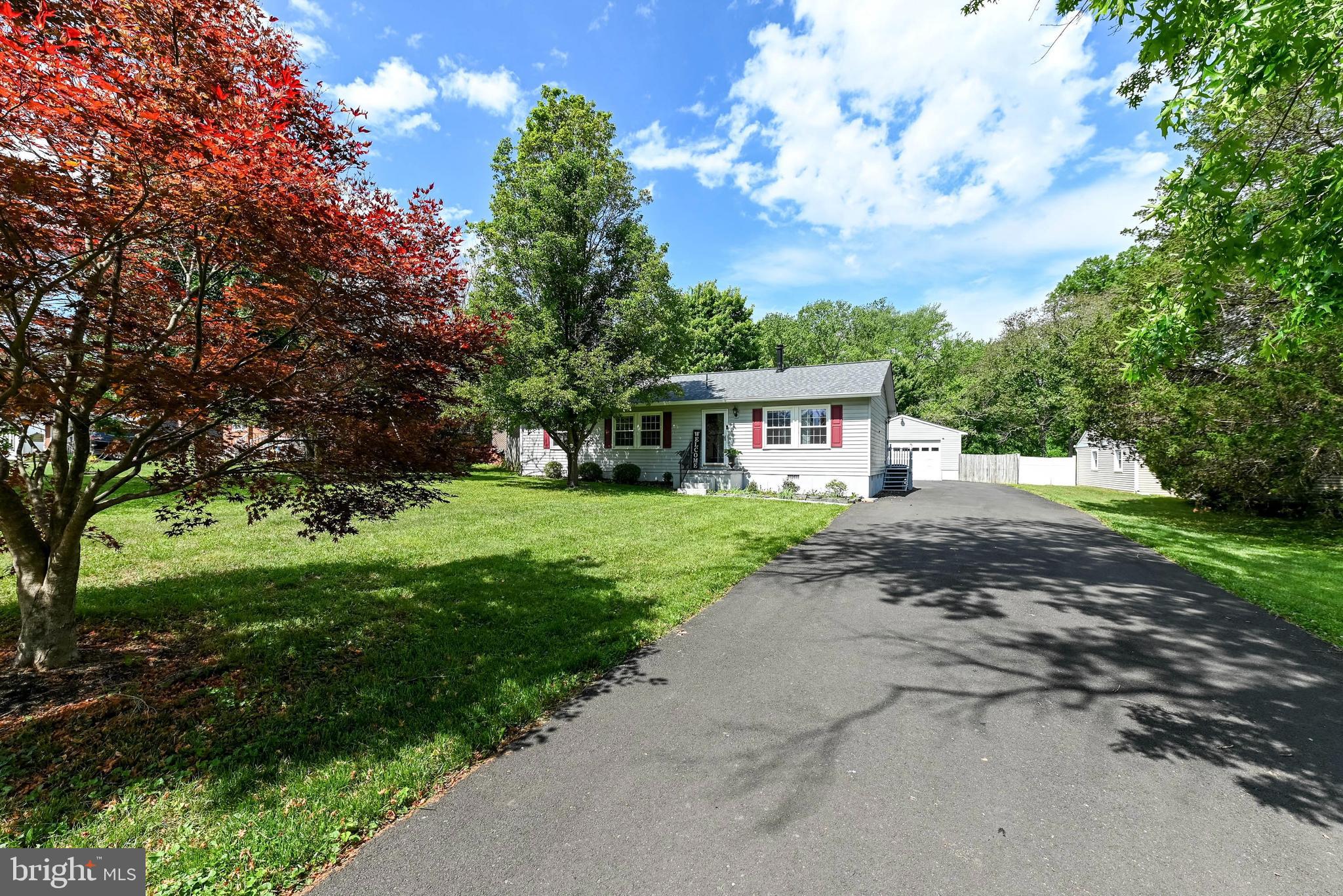 YORKSHIRE ACRES - Residential
