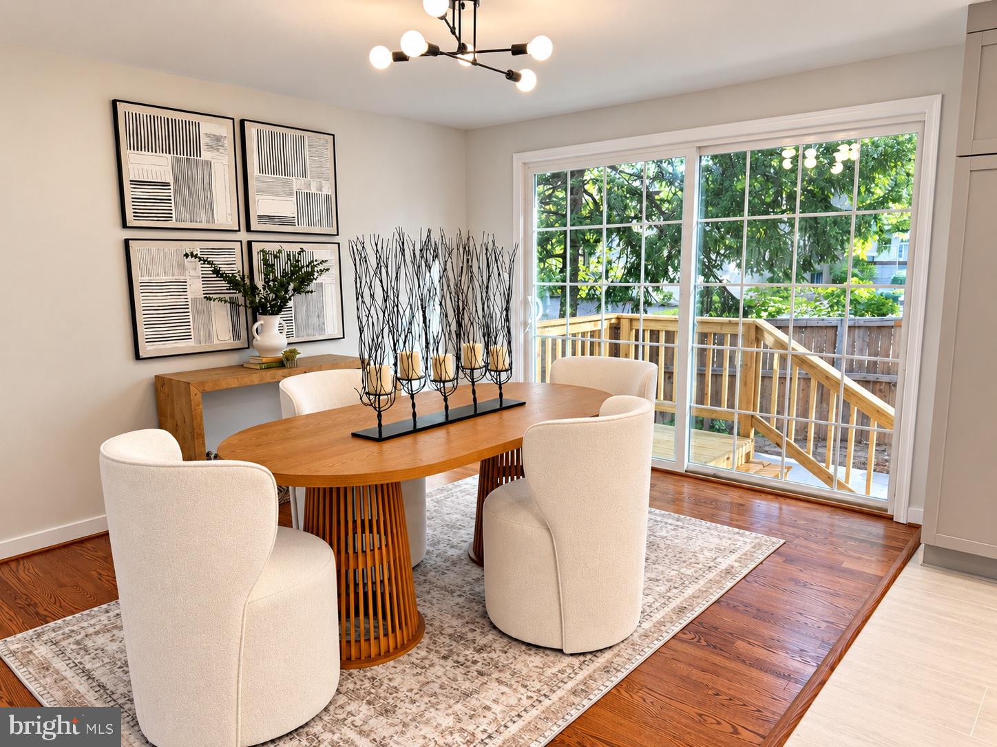 2283 DOSINIA COURT