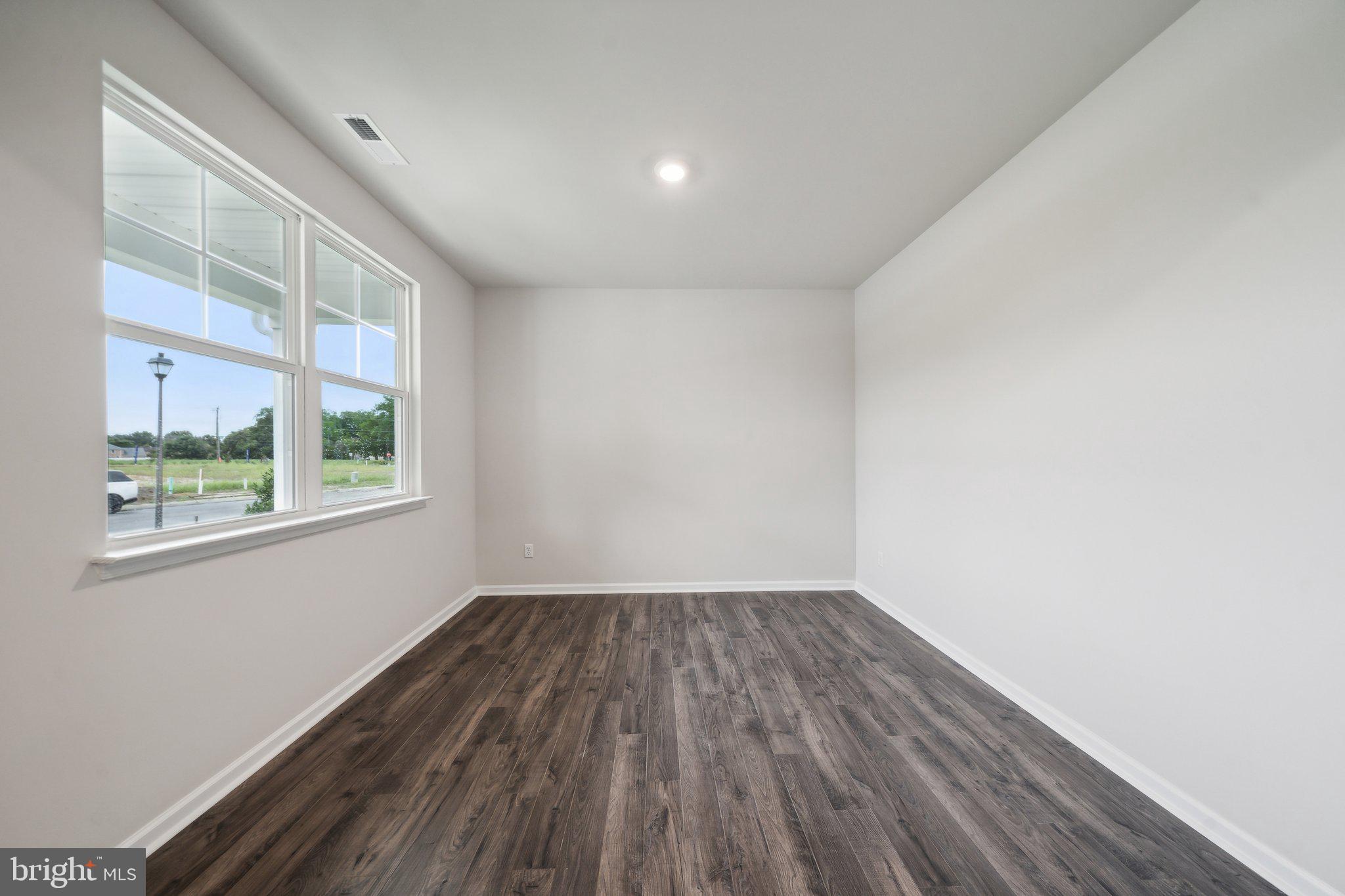 GREEN SPRING ESTATES - Residential