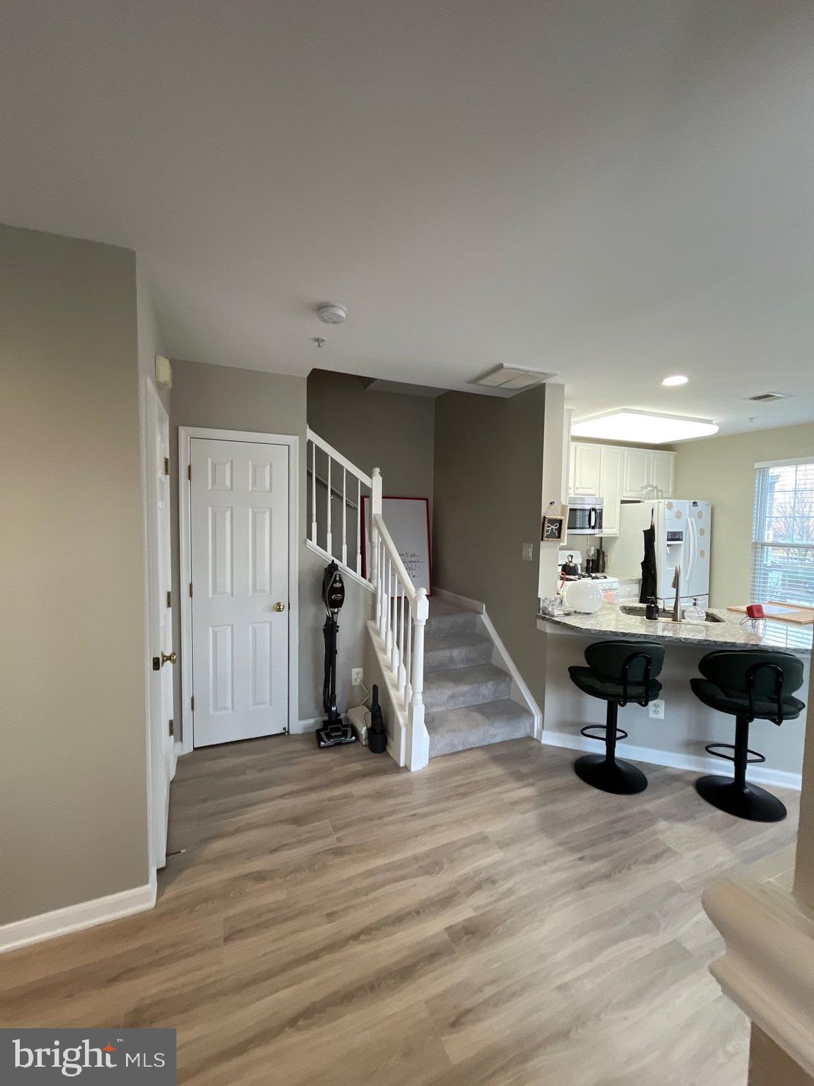 FAIR LAKES CONDO - Residential Lease