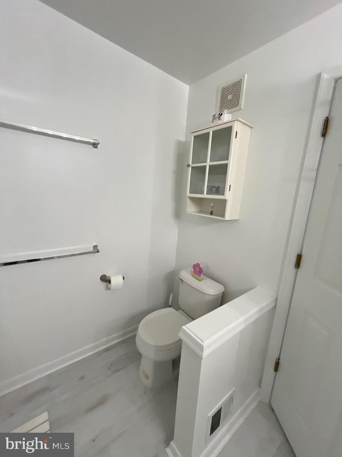 FAIR LAKES CONDO - Residential Lease