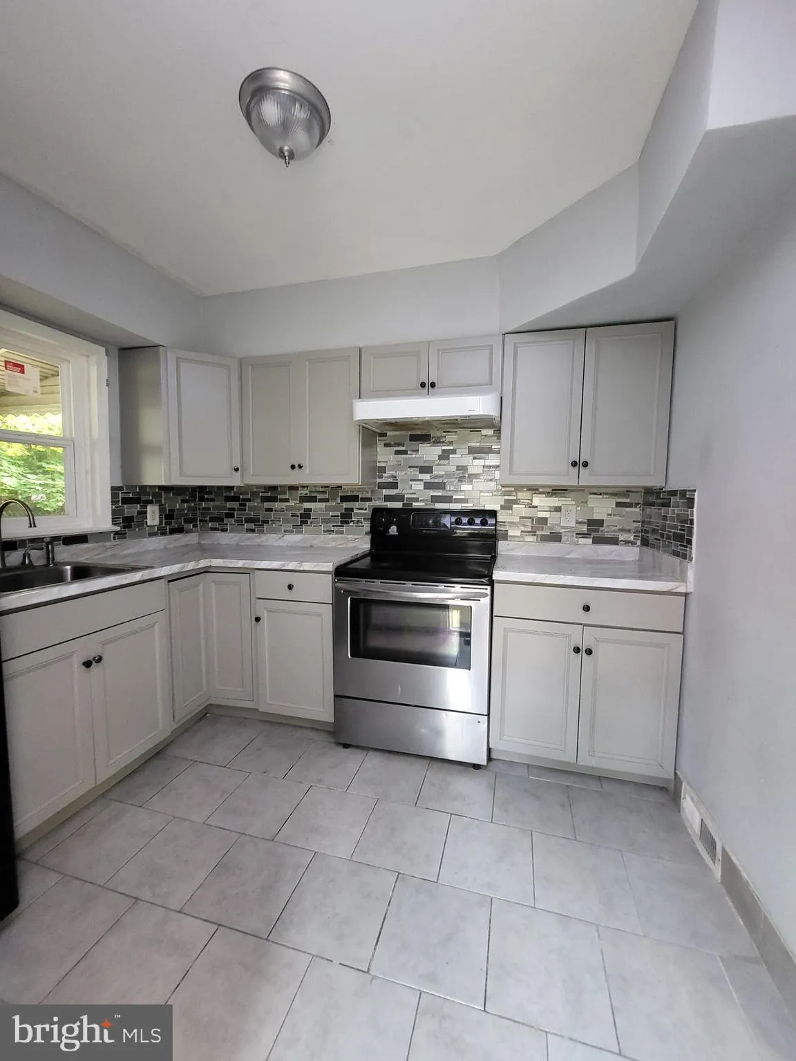 Reading, Pennsylvania 19601, United States, 3 Bedrooms Bedrooms, ,1 BathroomBathrooms,Residential,Active,146527