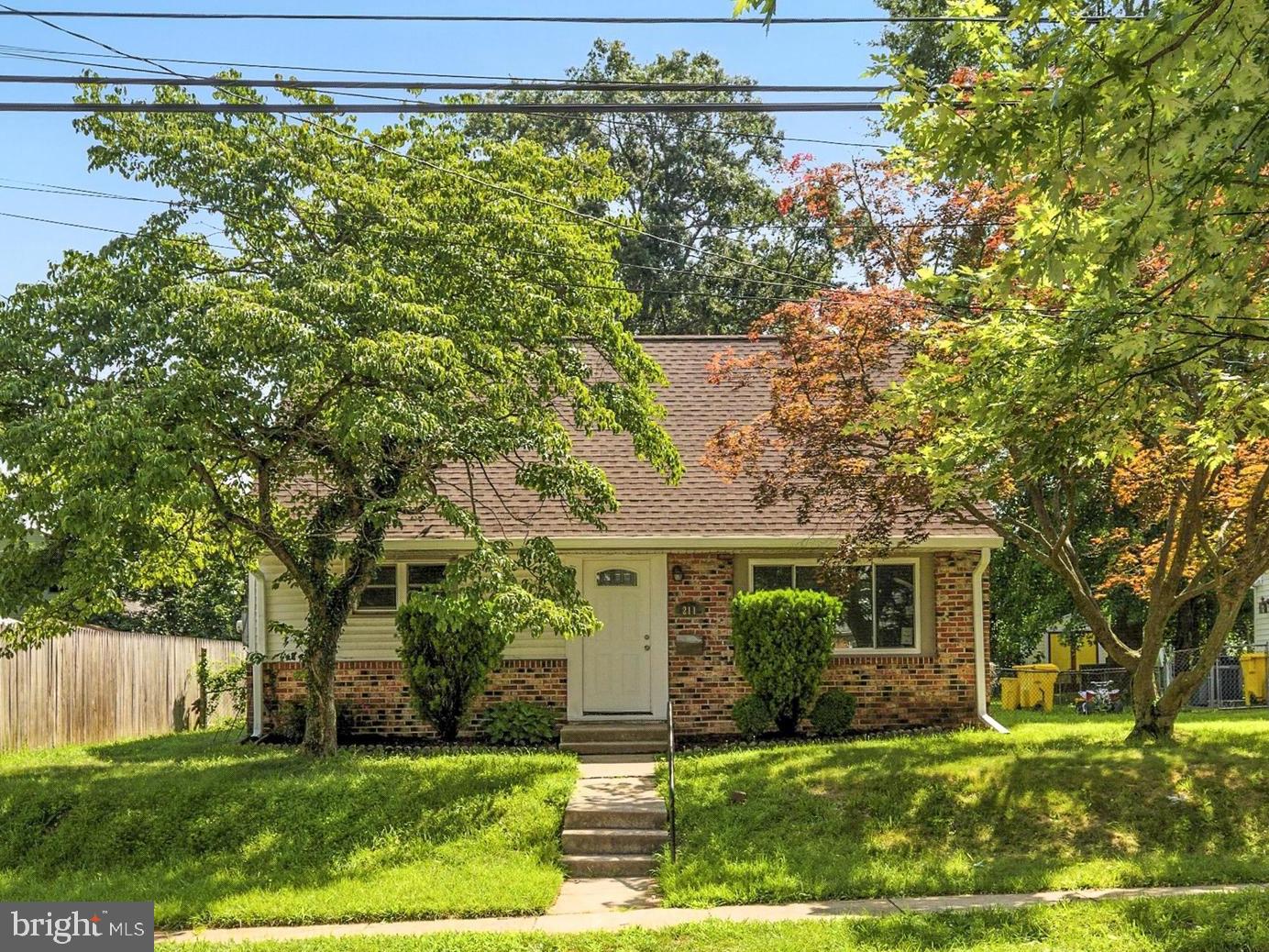 GLEN GARDENS - Residential Lease