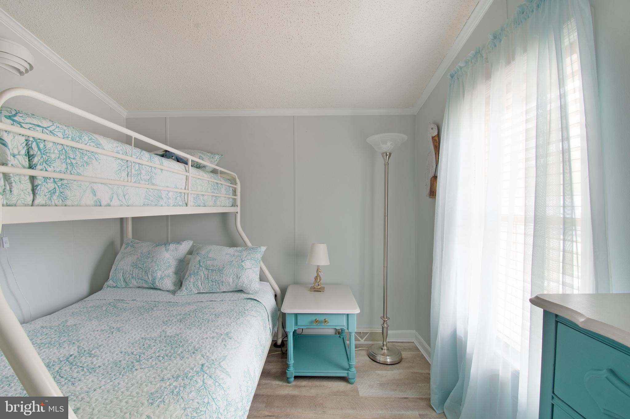 WEST BAY PARK - Residential