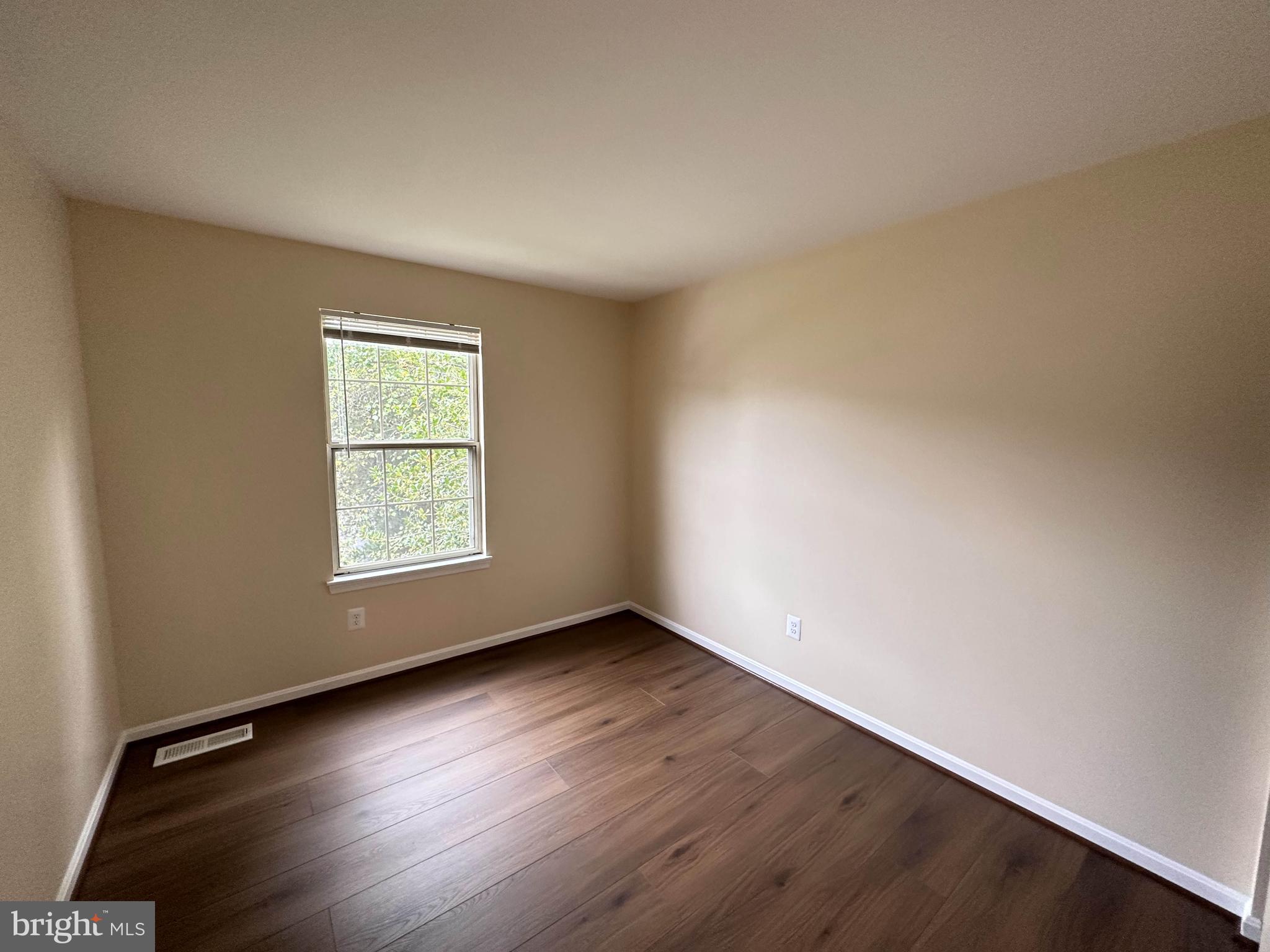 WAYSIDE VILLAGE - Residential Lease