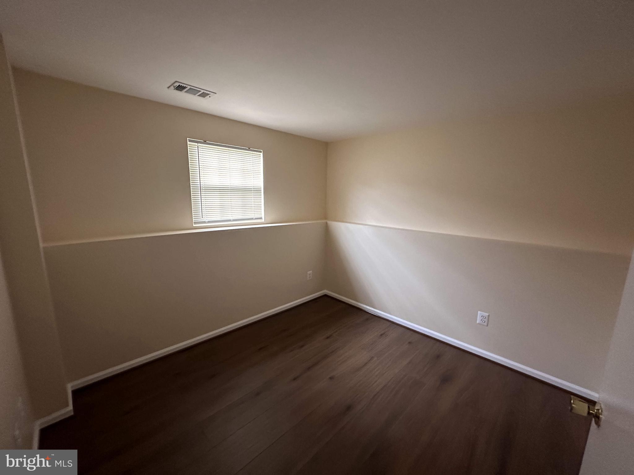 WAYSIDE VILLAGE - Residential Lease