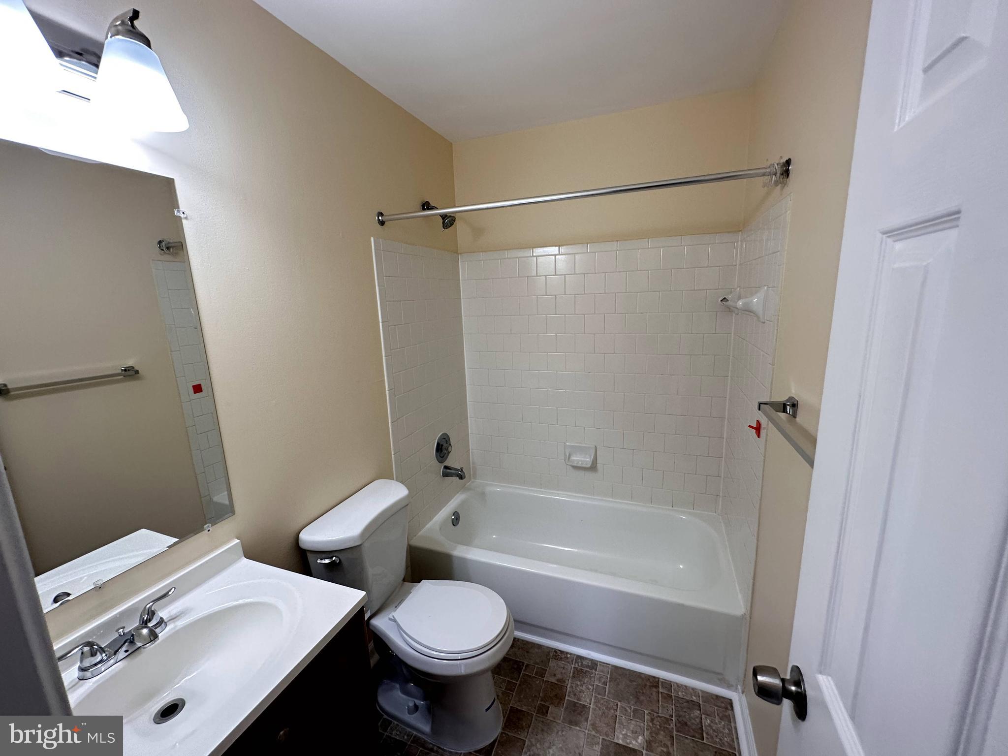 WAYSIDE VILLAGE - Residential Lease