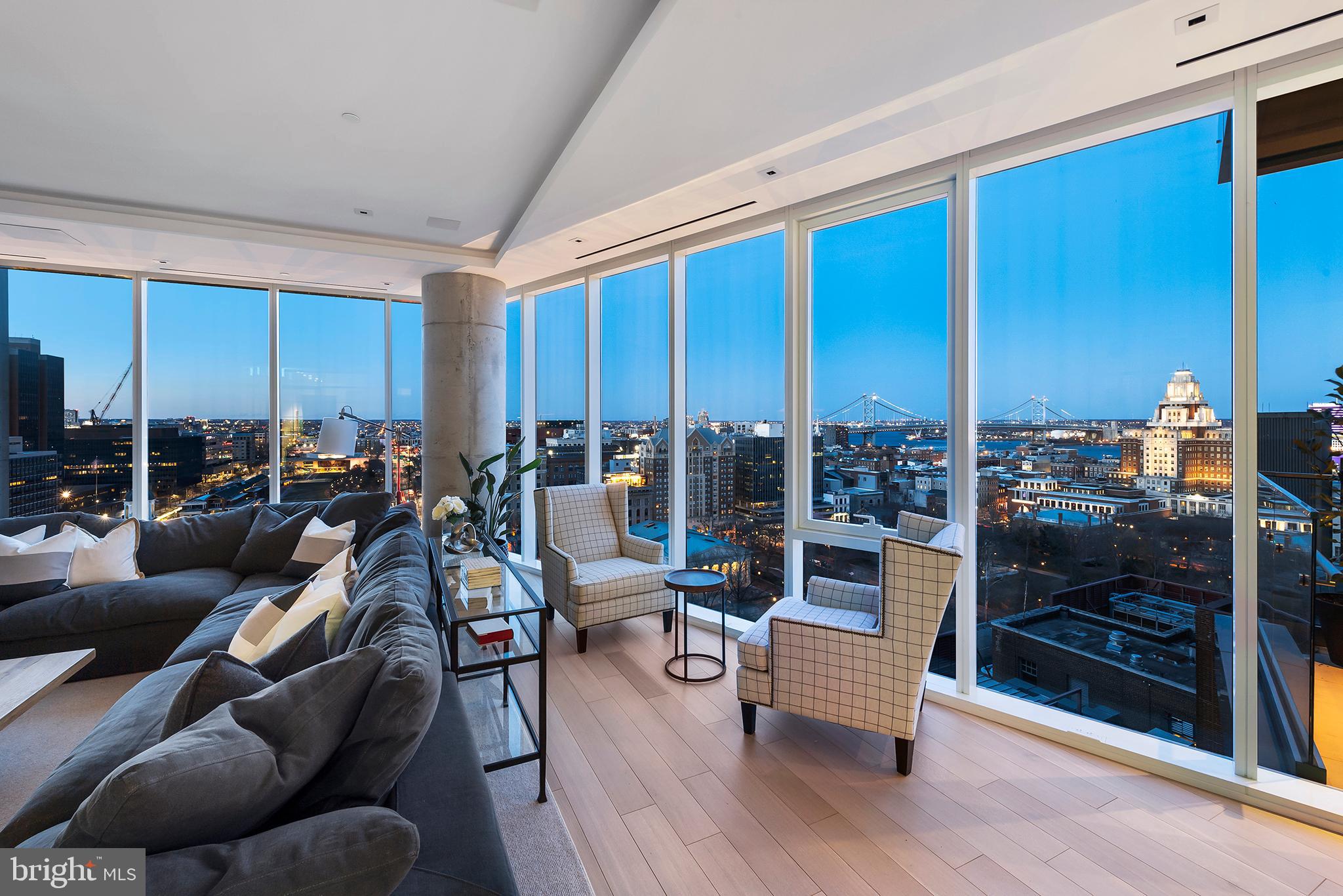 SOCIETY HILL - Residential