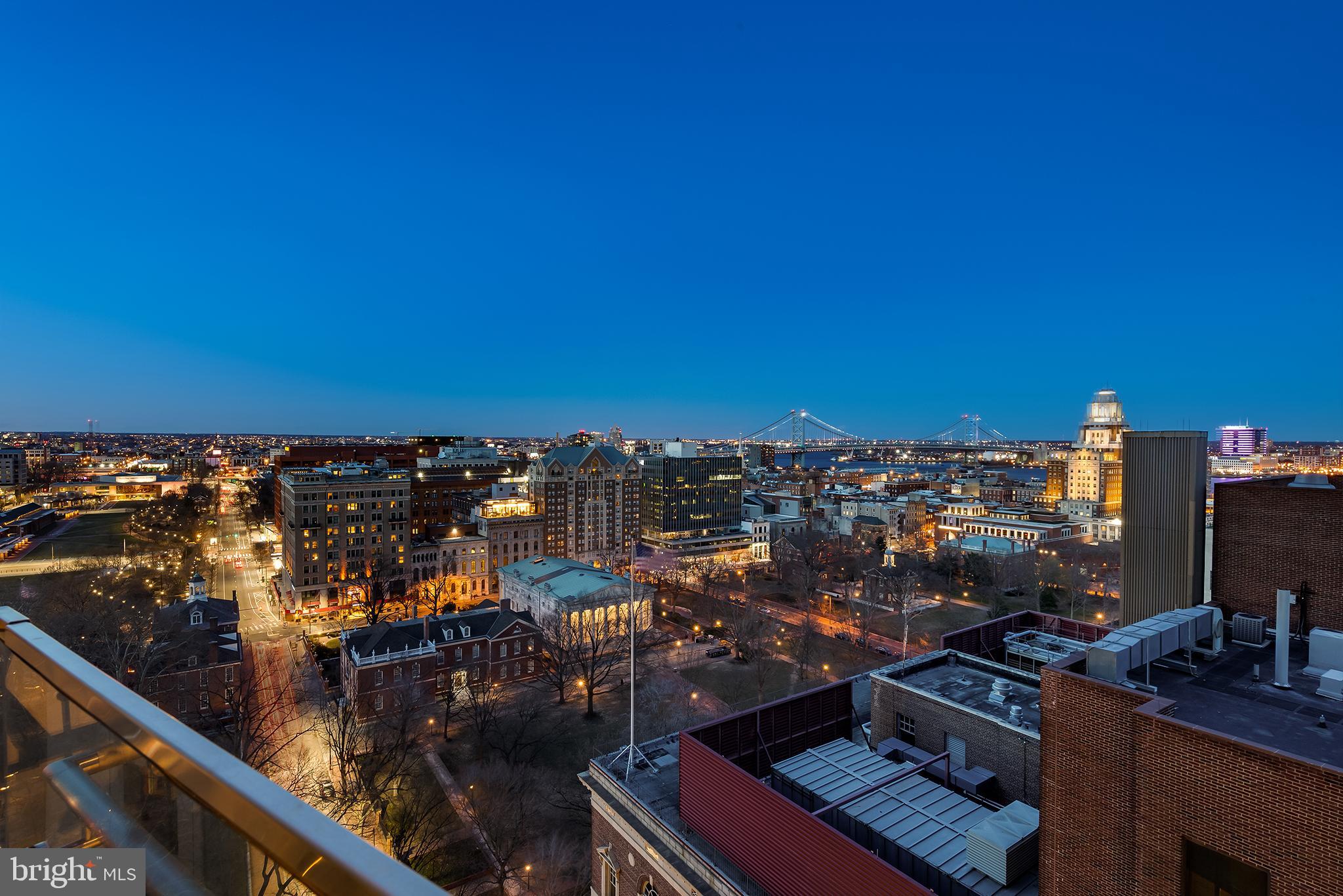 SOCIETY HILL - Residential