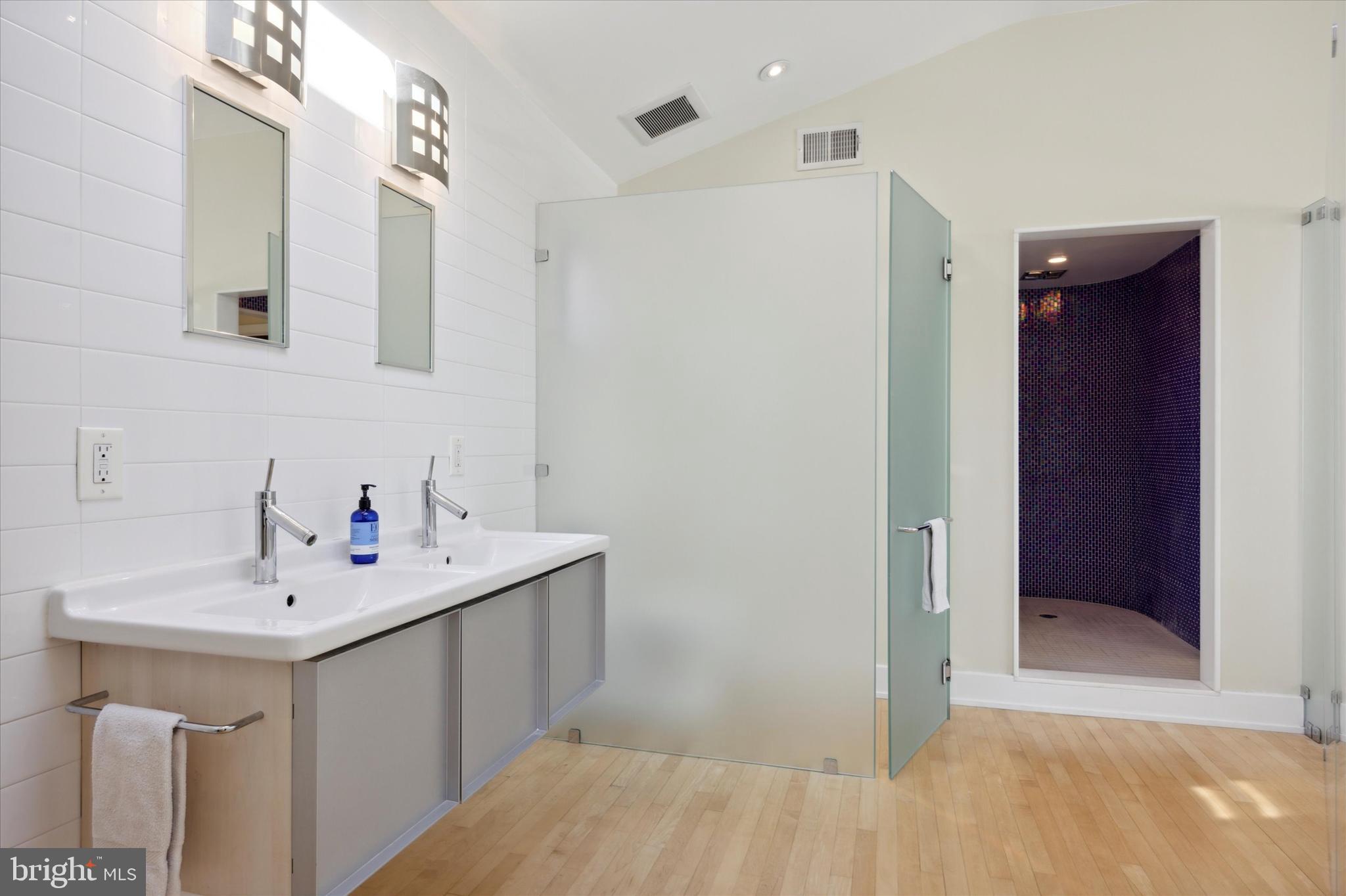 HARRITON FARM - Residential