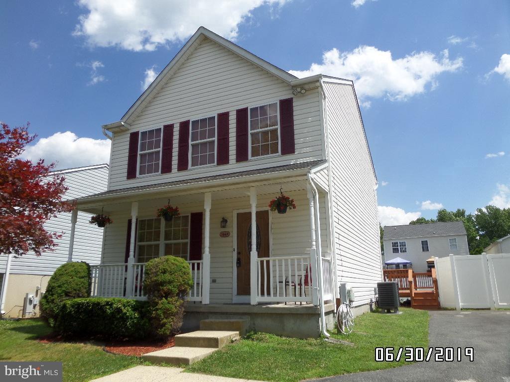 HARBOUR OAKS - Residential Lease