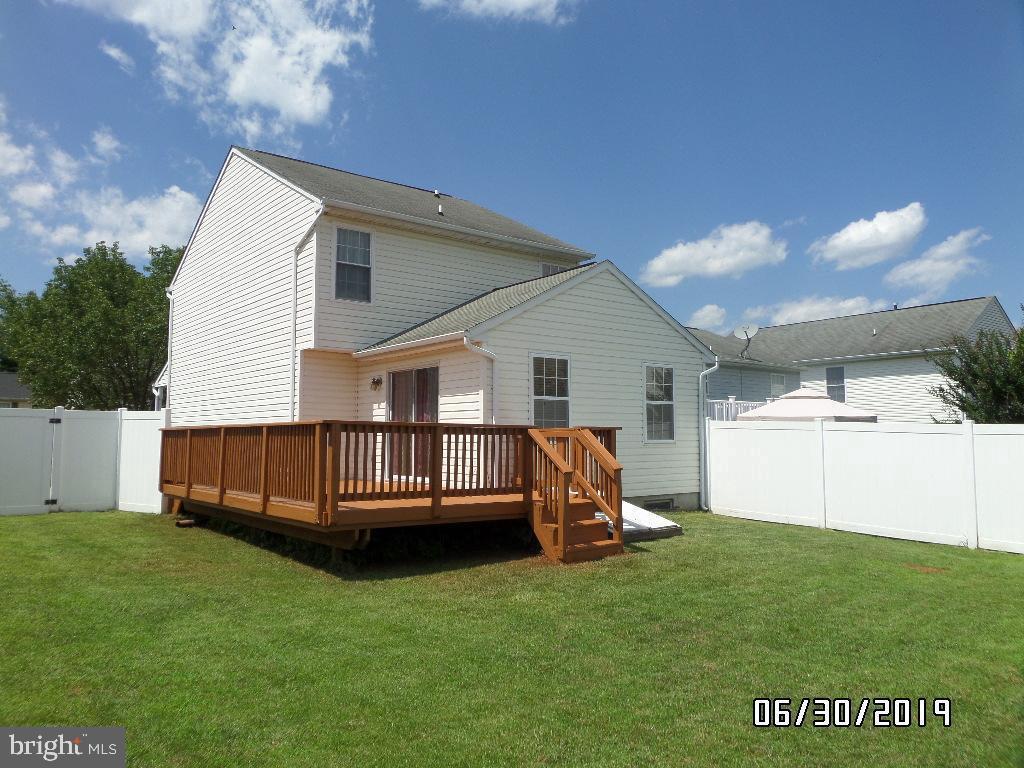 HARBOUR OAKS - Residential Lease