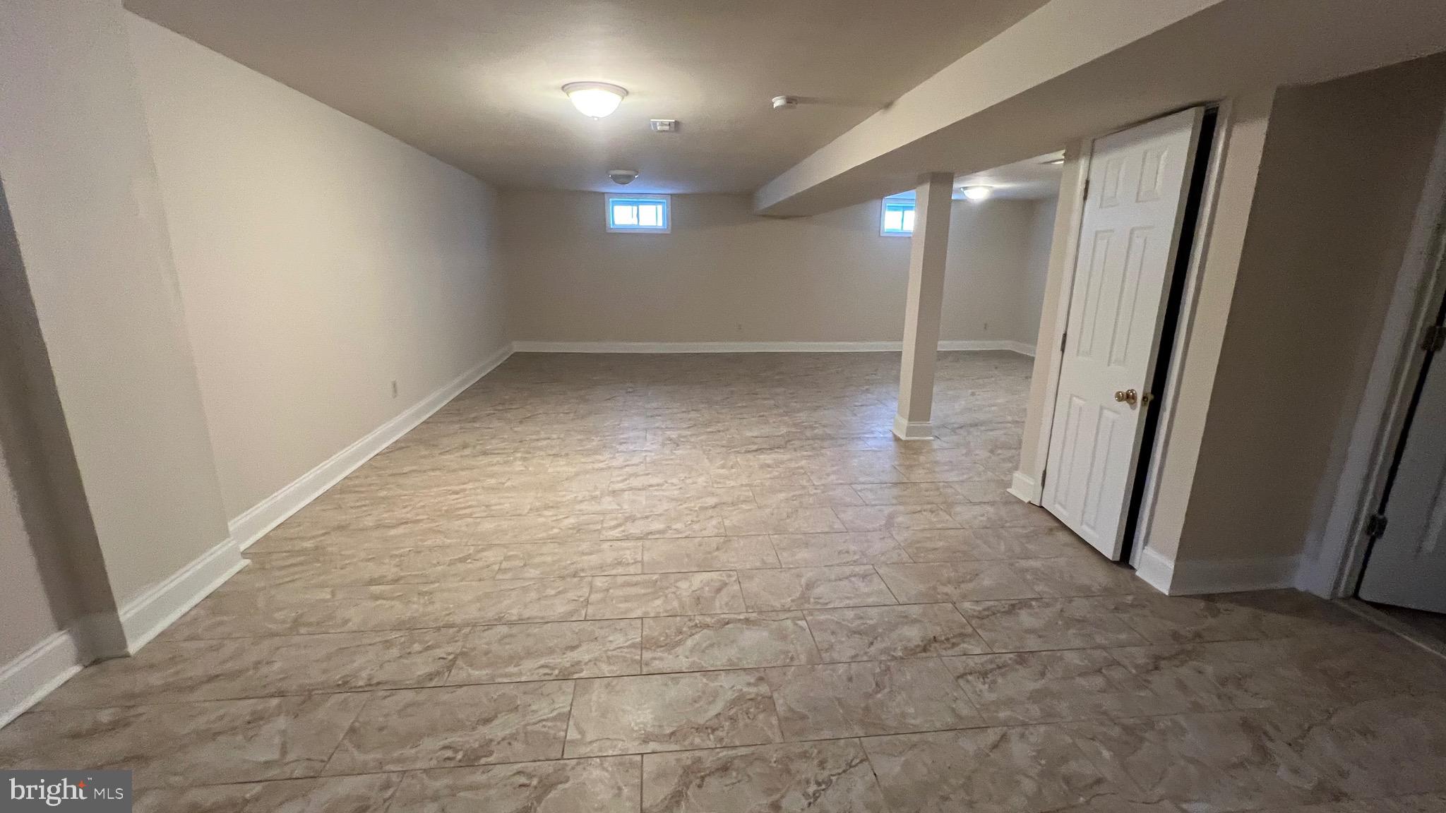 WESTVIEW PARK - Residential Lease