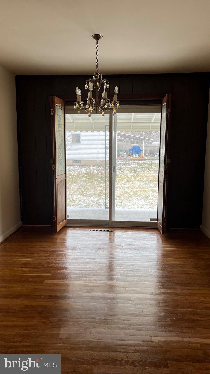 WESTVIEW PARK - Residential Lease