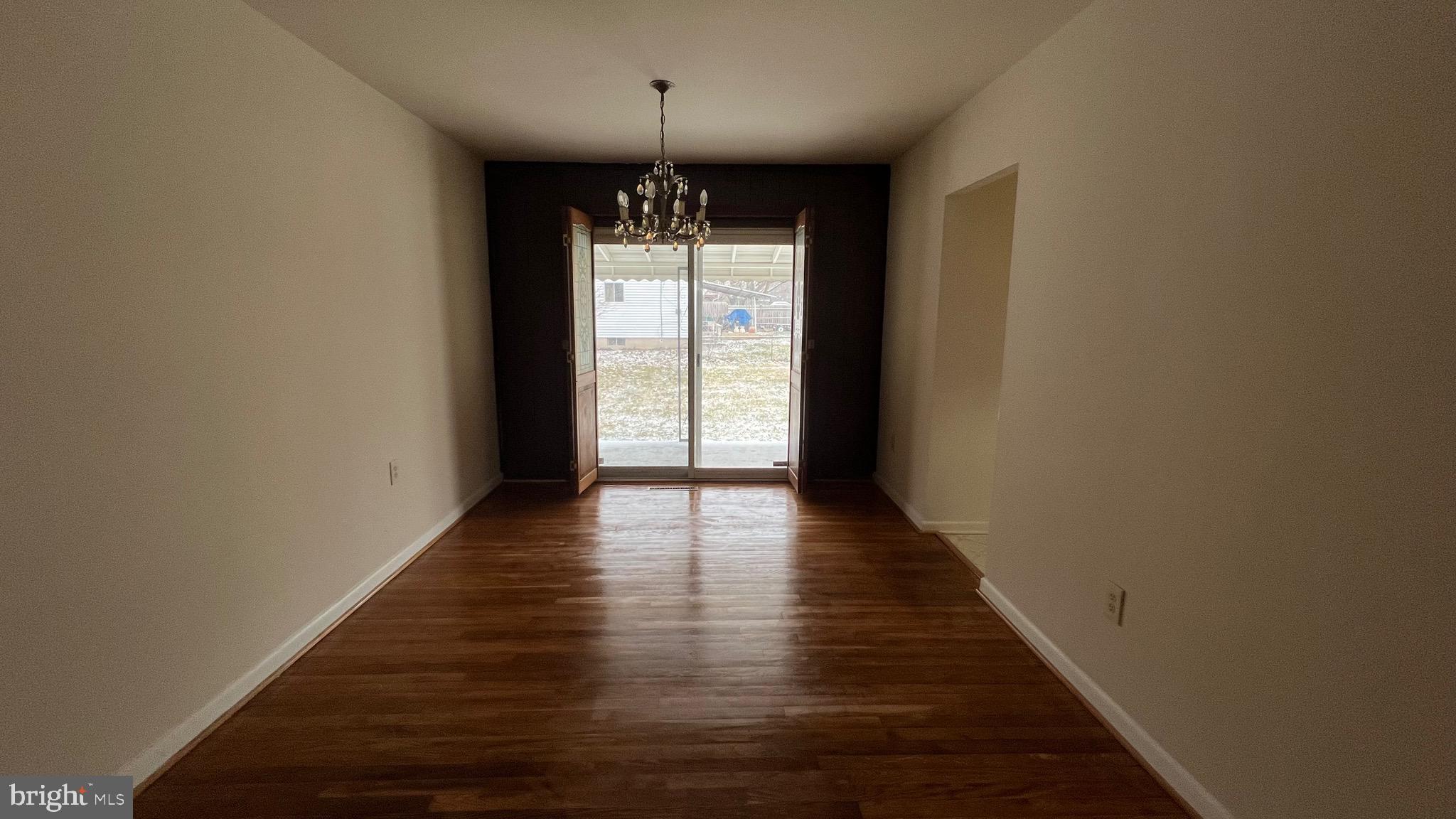 WESTVIEW PARK - Residential Lease