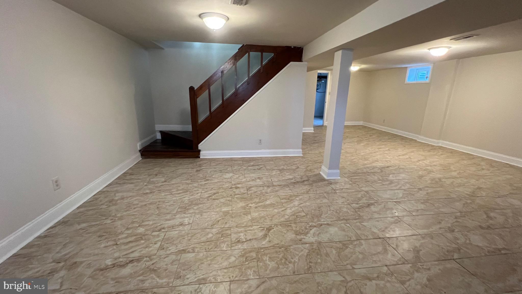 WESTVIEW PARK - Residential Lease