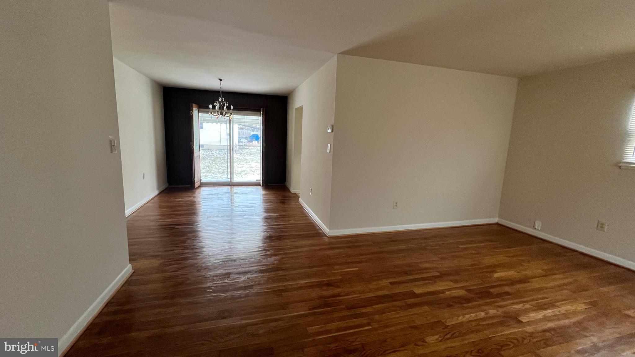 WESTVIEW PARK - Residential Lease