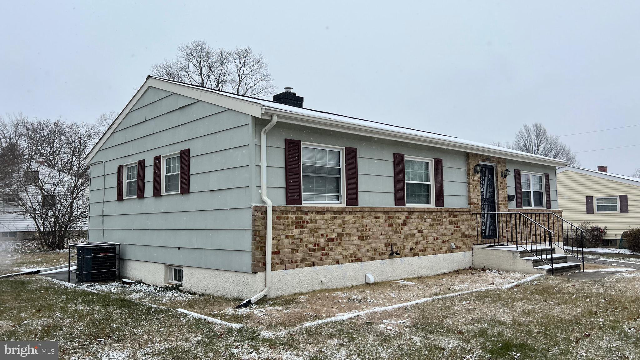 WESTVIEW PARK - Residential Lease