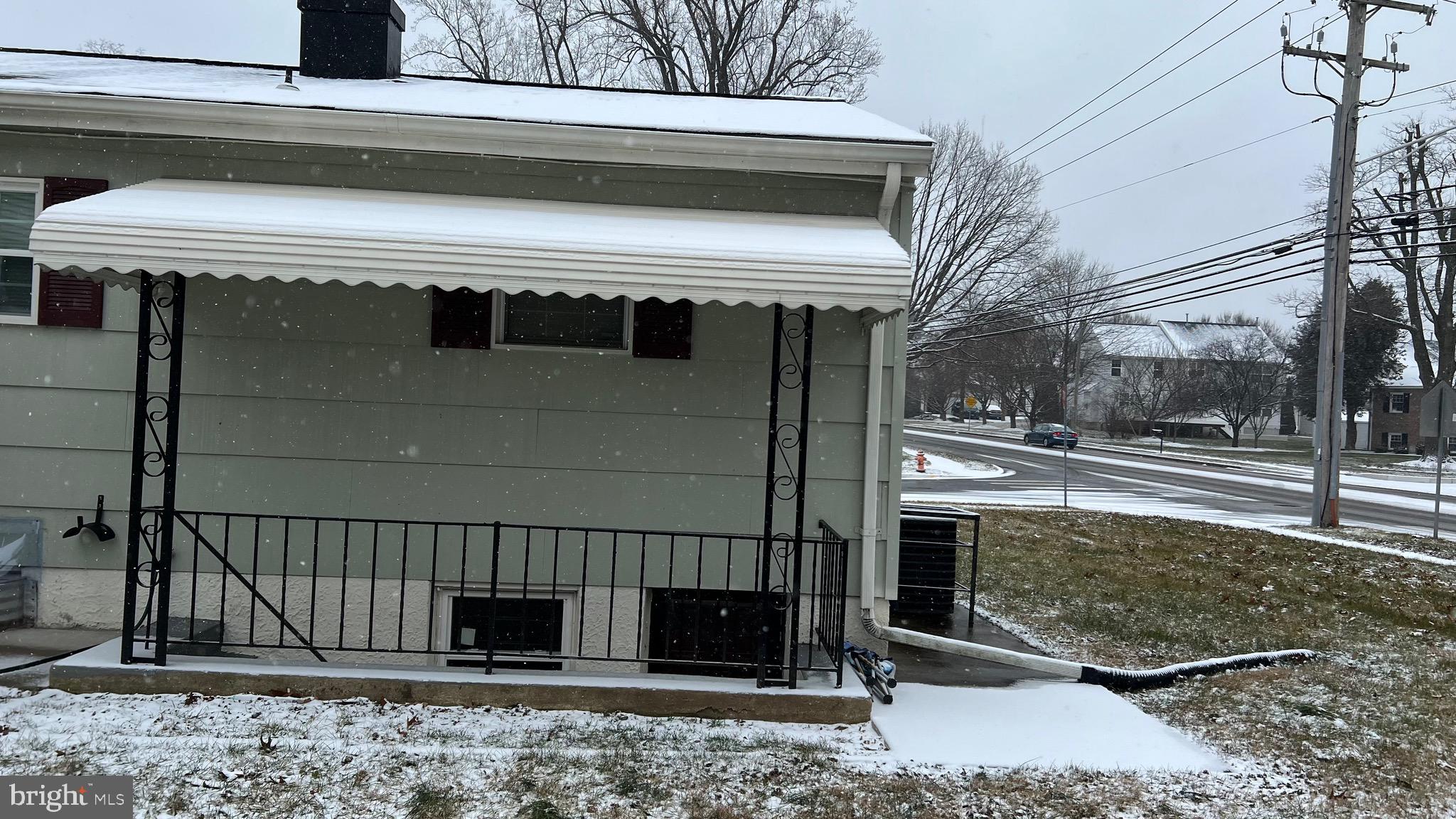 WESTVIEW PARK - Residential Lease