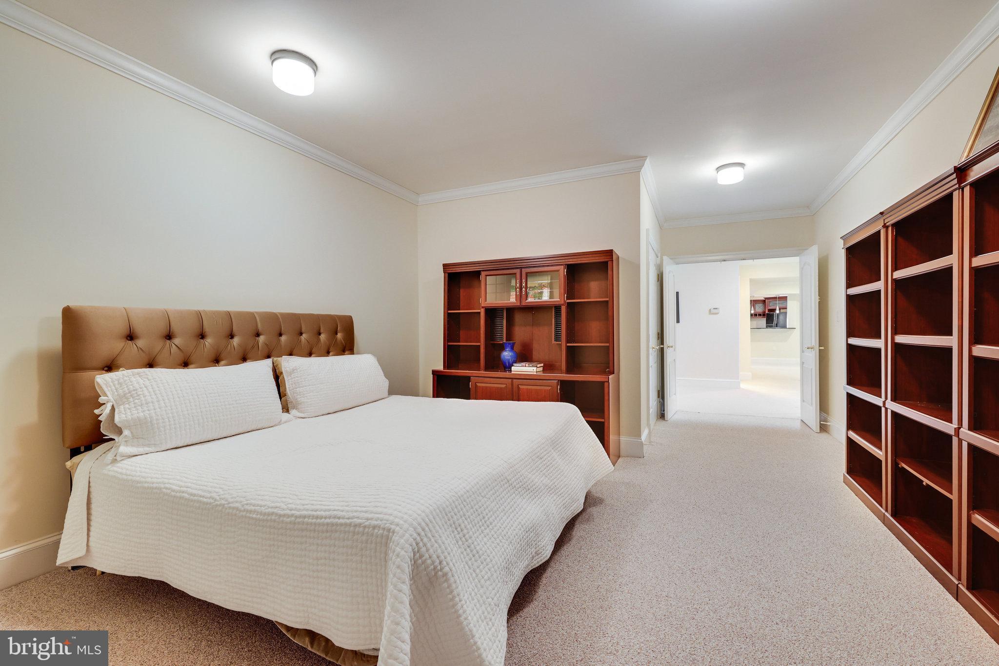 SHADETREE ESTATES - Residential