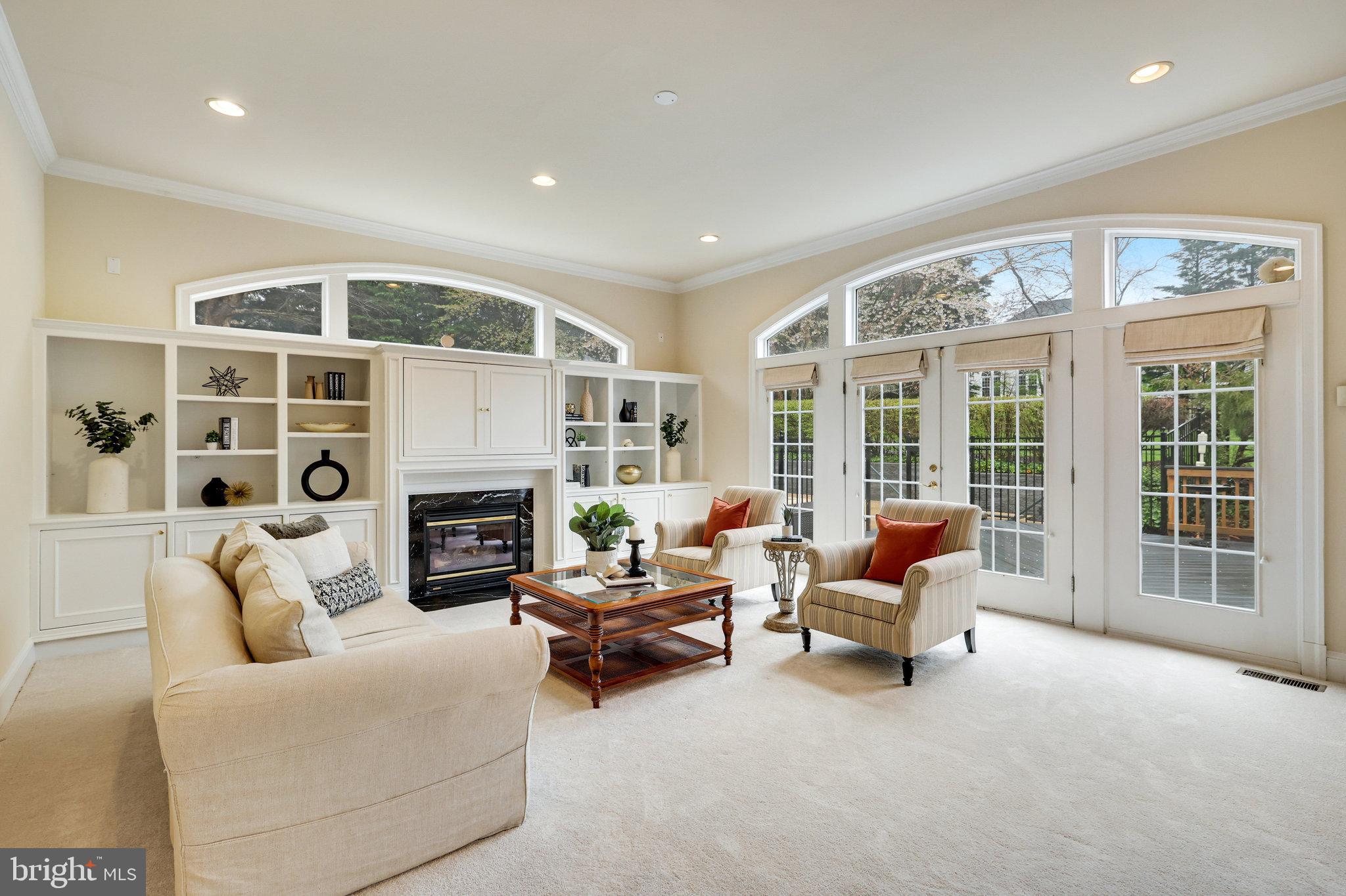 SHADETREE ESTATES - Residential