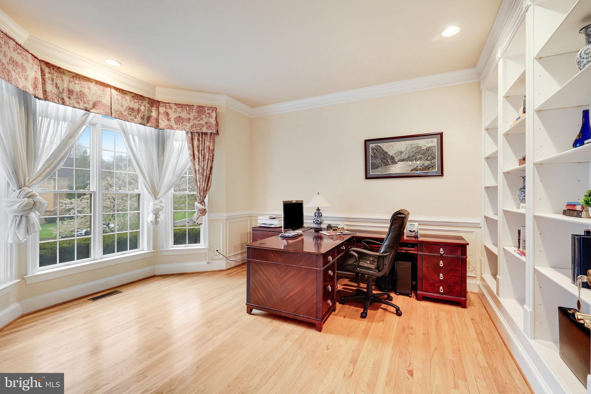 SHADETREE ESTATES - Residential