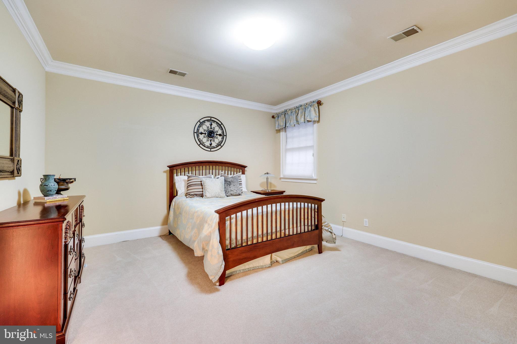 SHADETREE ESTATES - Residential