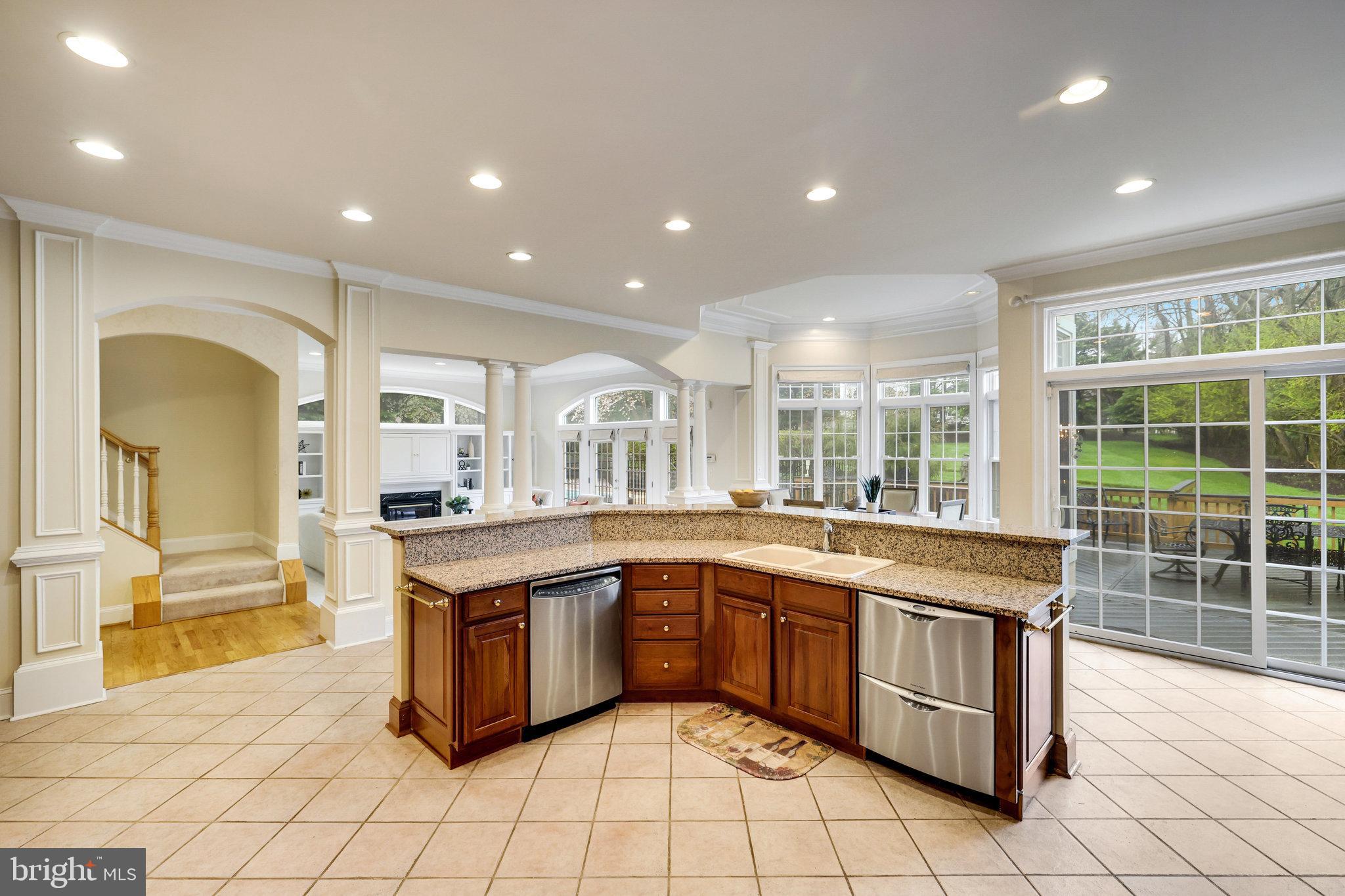 SHADETREE ESTATES - Residential