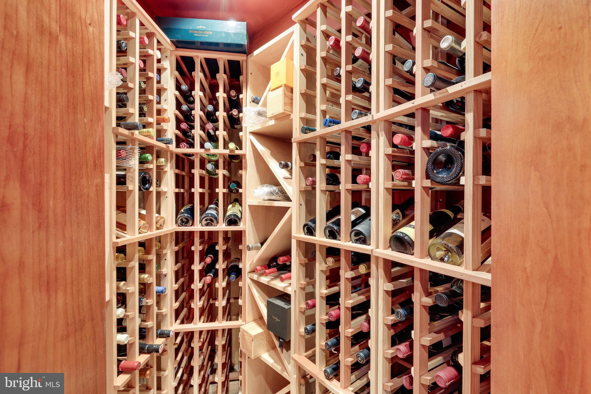 SHADETREE ESTATES - Residential