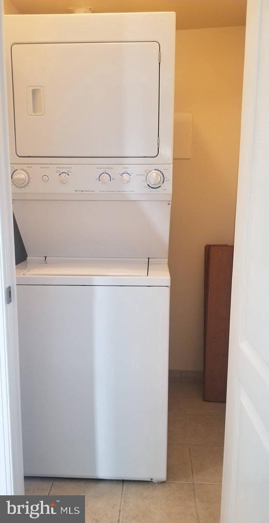 WESTWOOD PARK - Residential Lease