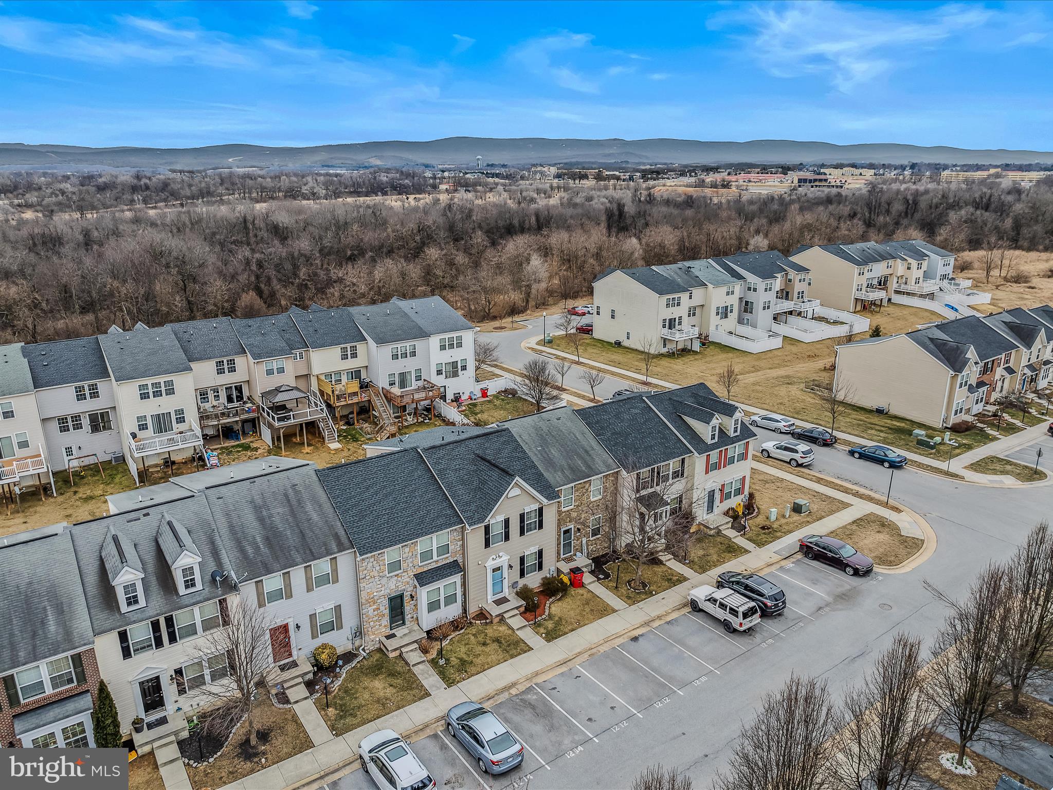 LAKELAND PLACE - Residential