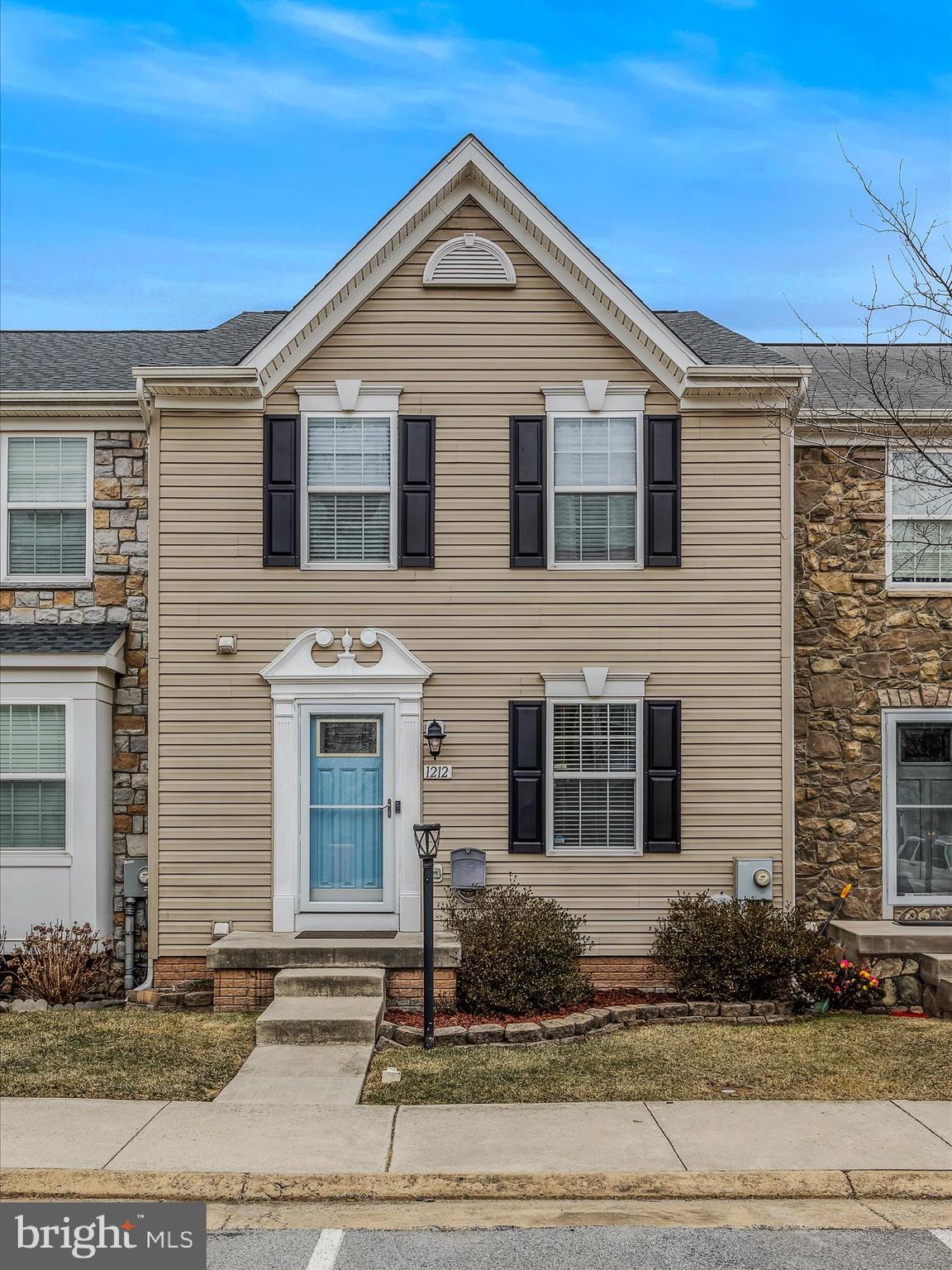 LAKELAND PLACE - Residential