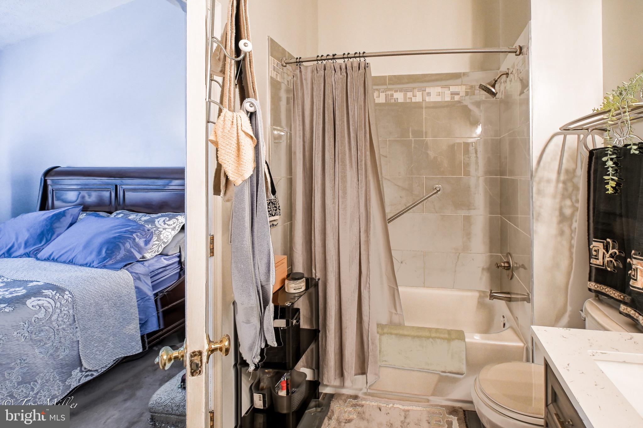 CEDARSIDE FARM - Residential