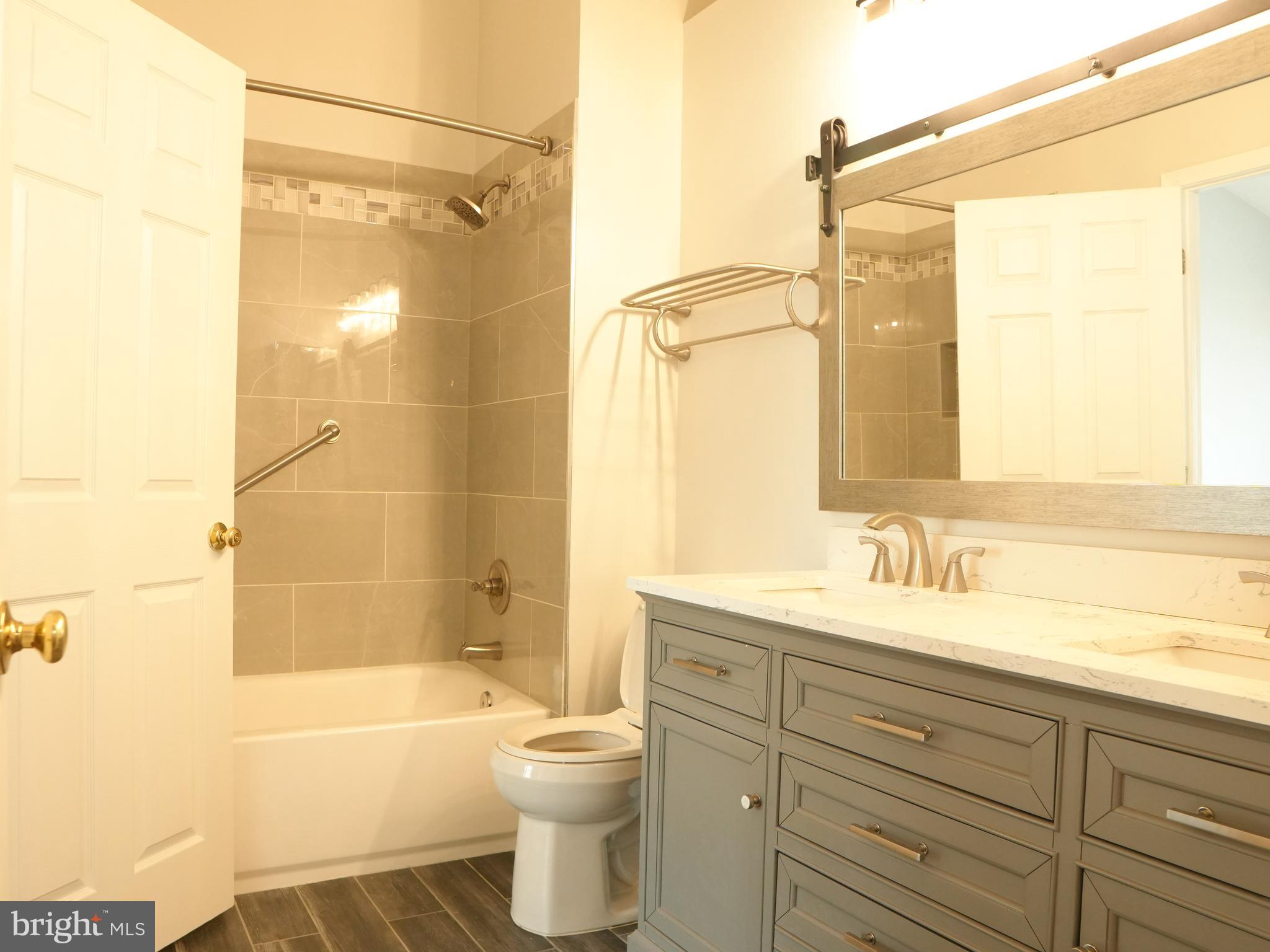 CEDARSIDE FARM - Residential