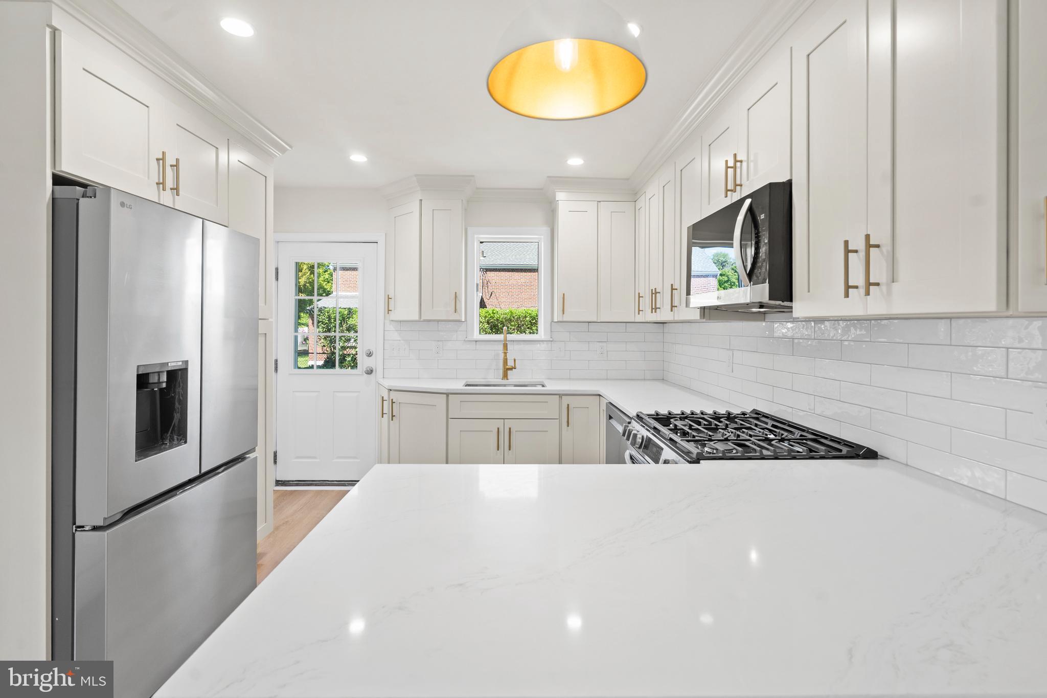 HAVERTOWN - Residential