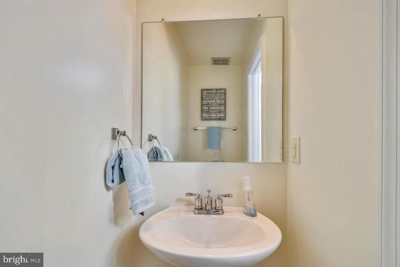 GREENBROOK PLAT 9 - Residential Lease