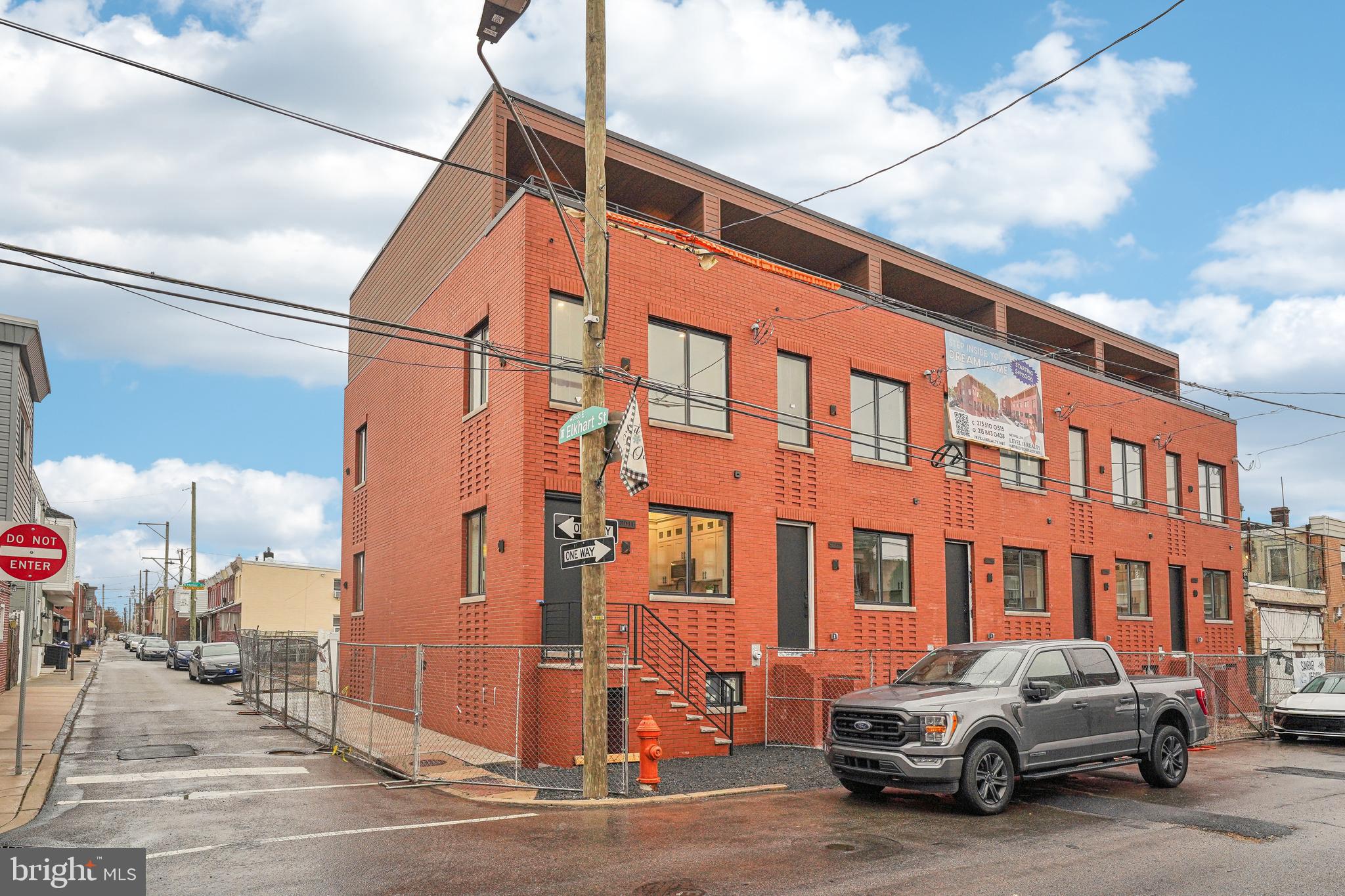 PORT RICHMOND - Residential