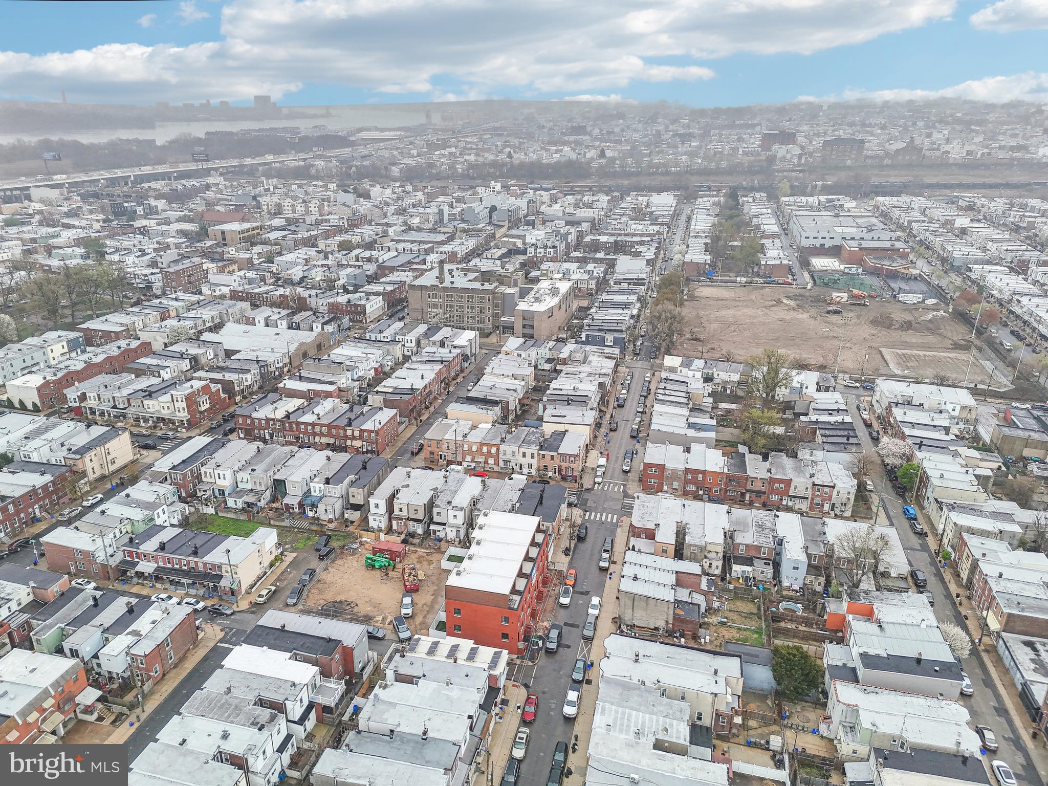 PORT RICHMOND - Residential