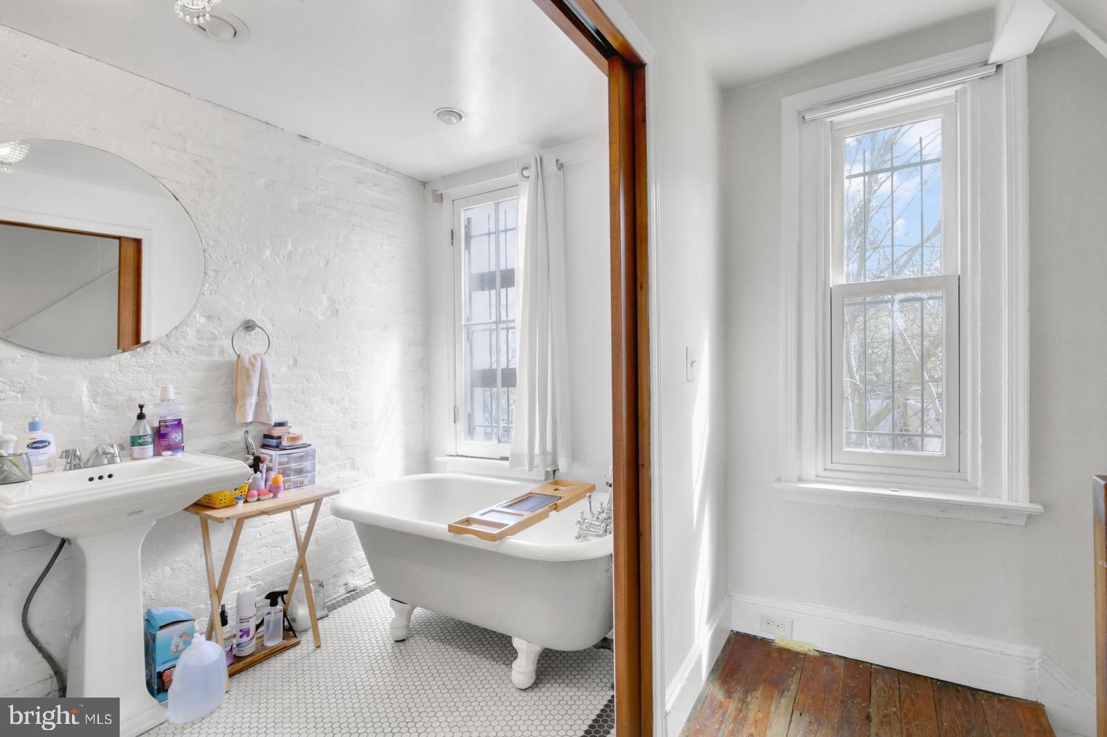 WEST POWELTON - Residential