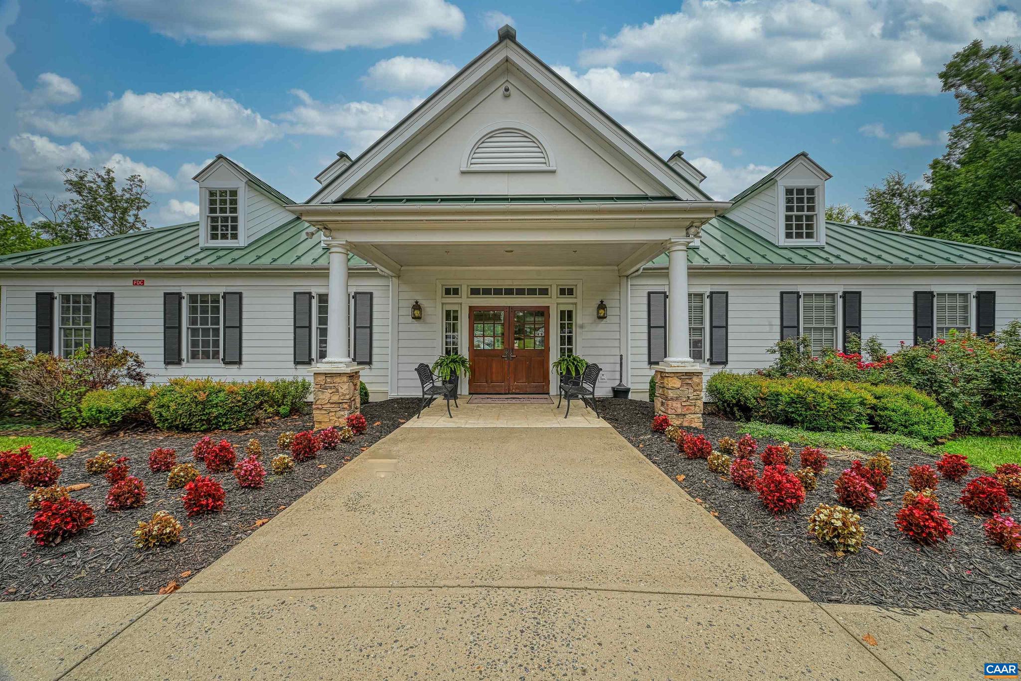 SPRING CREEK - Residential