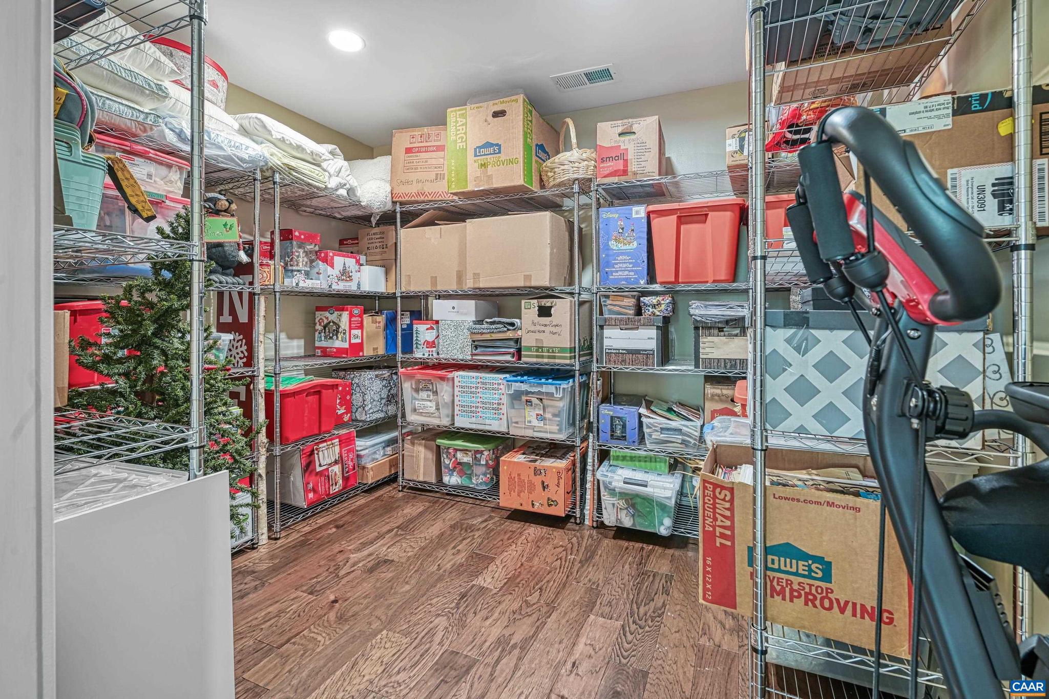 SPRING CREEK - Residential