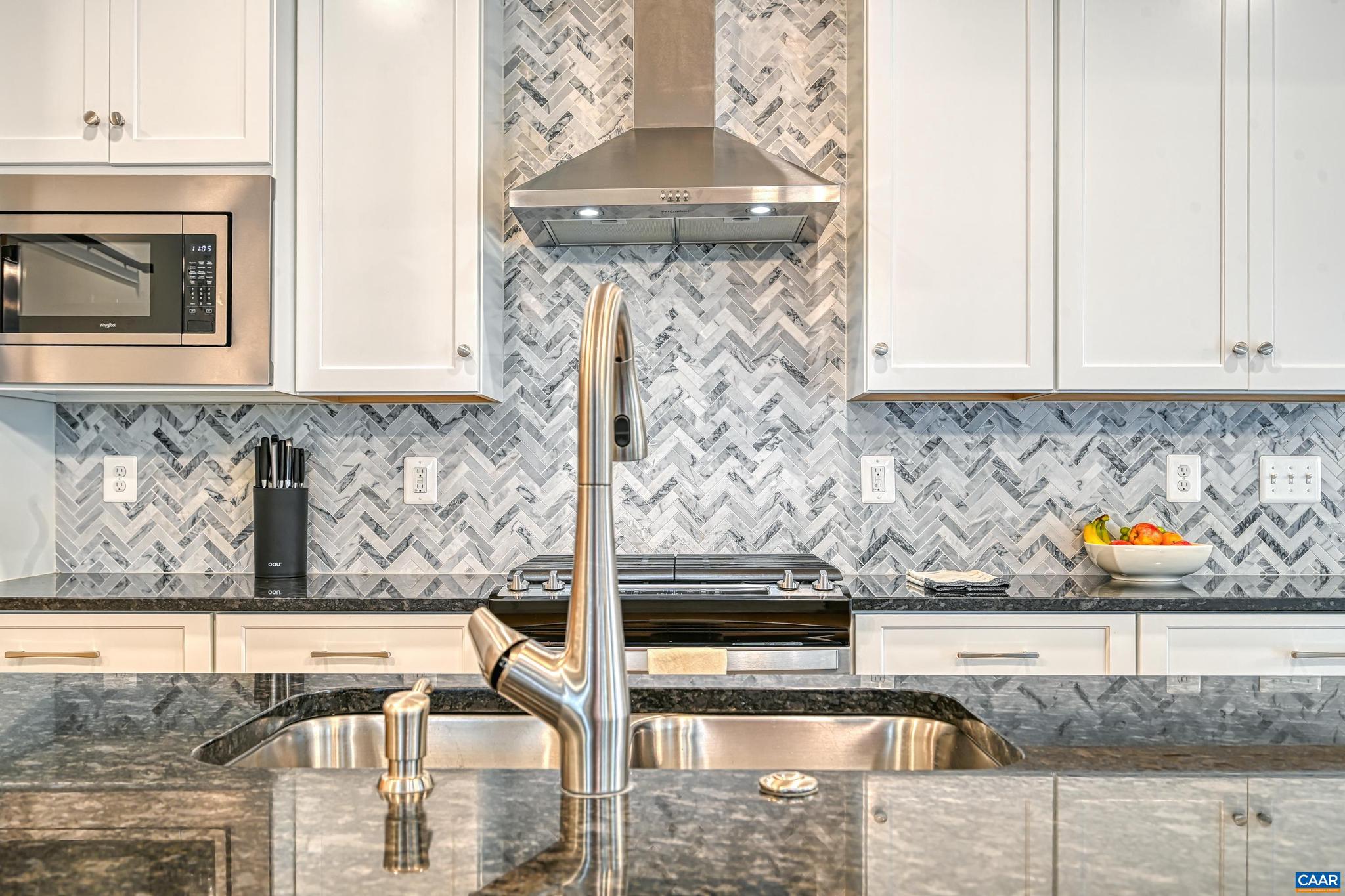 SPRING CREEK - Residential