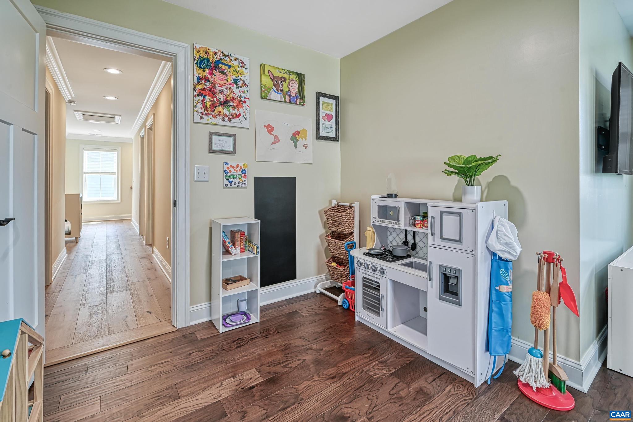 SPRING CREEK - Residential