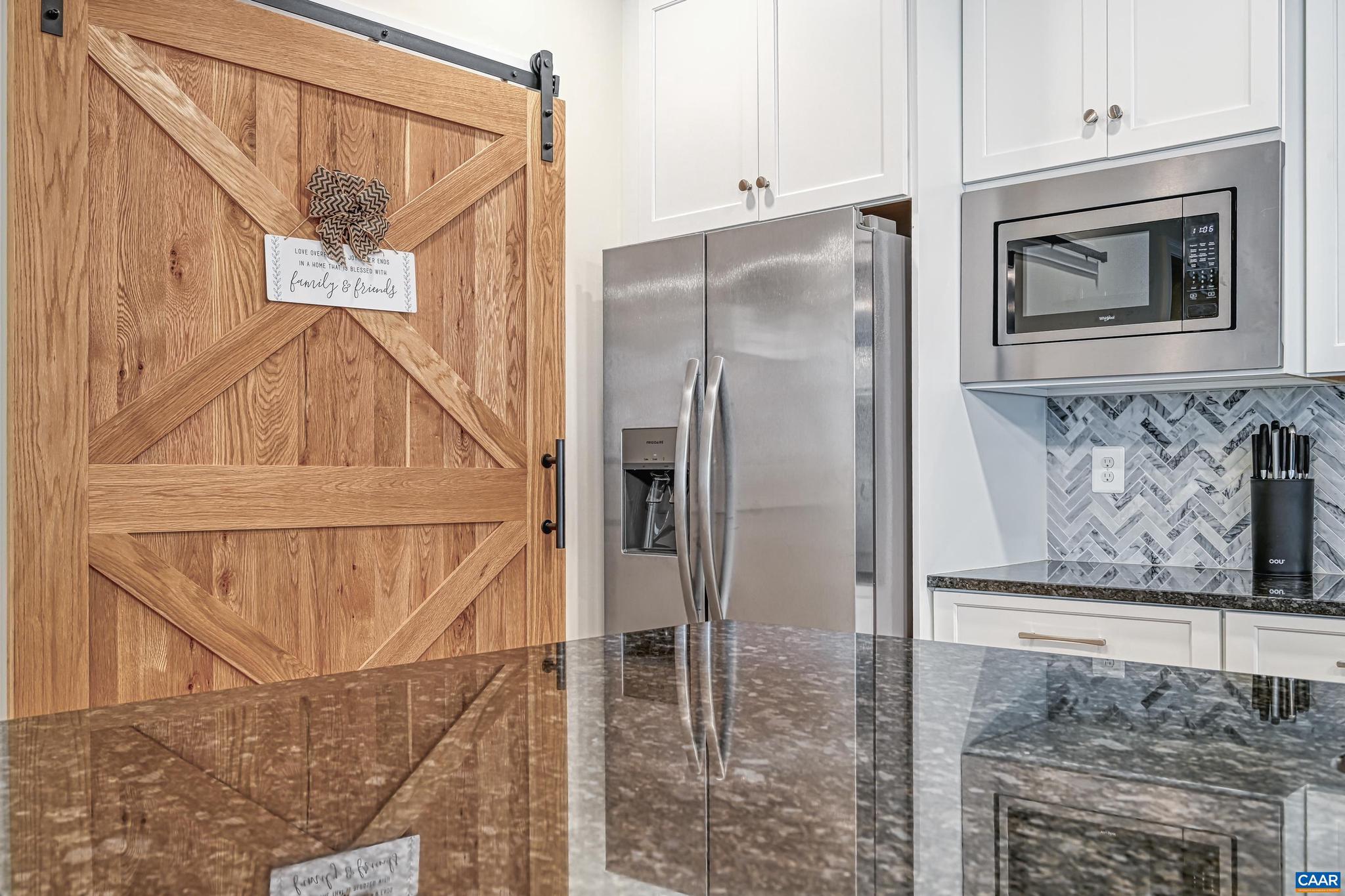 SPRING CREEK - Residential